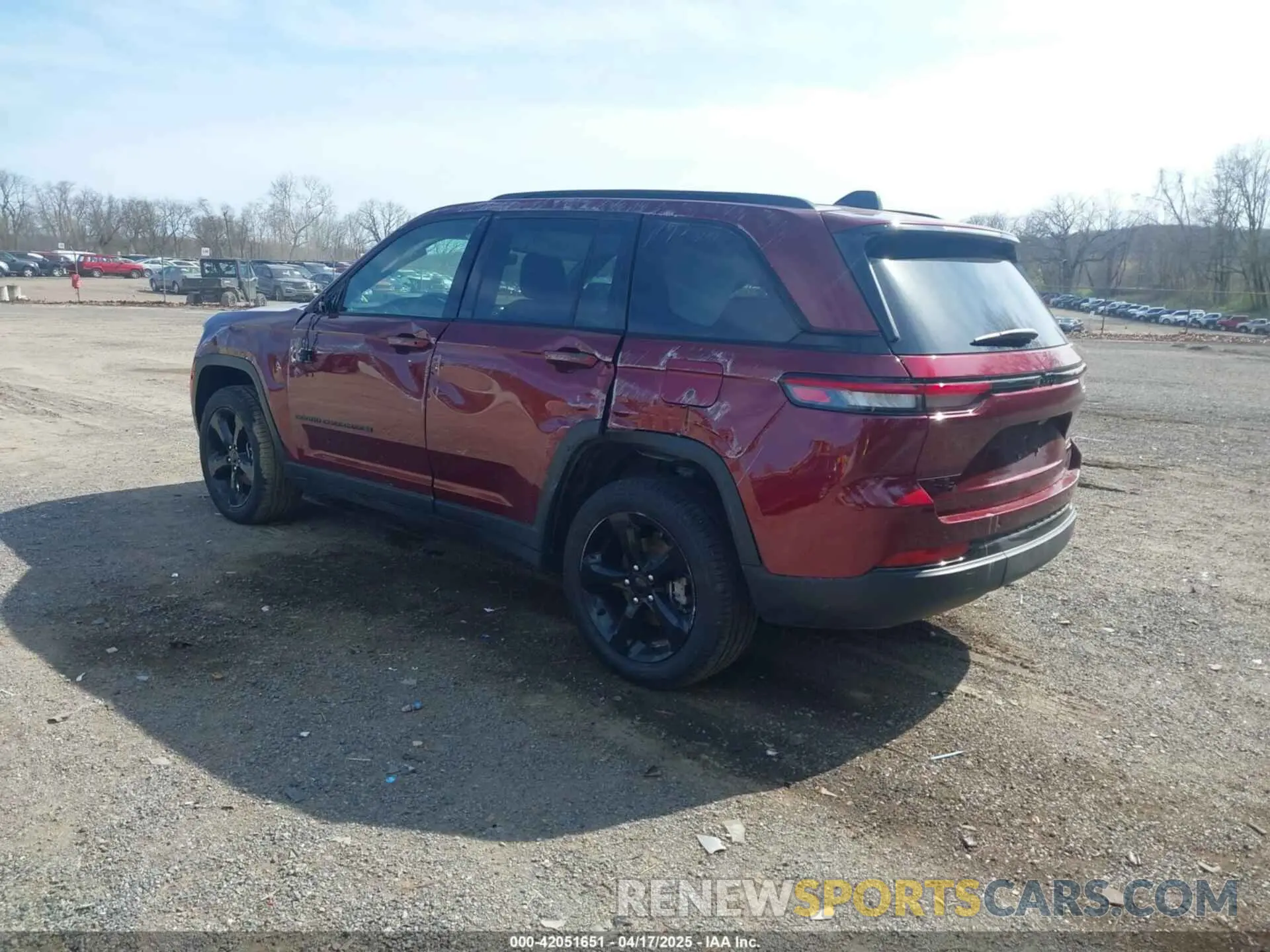 3 Photograph of a damaged car 1C4RJHBG3SC267325 JEEP GRAND CHEROKEE 2025