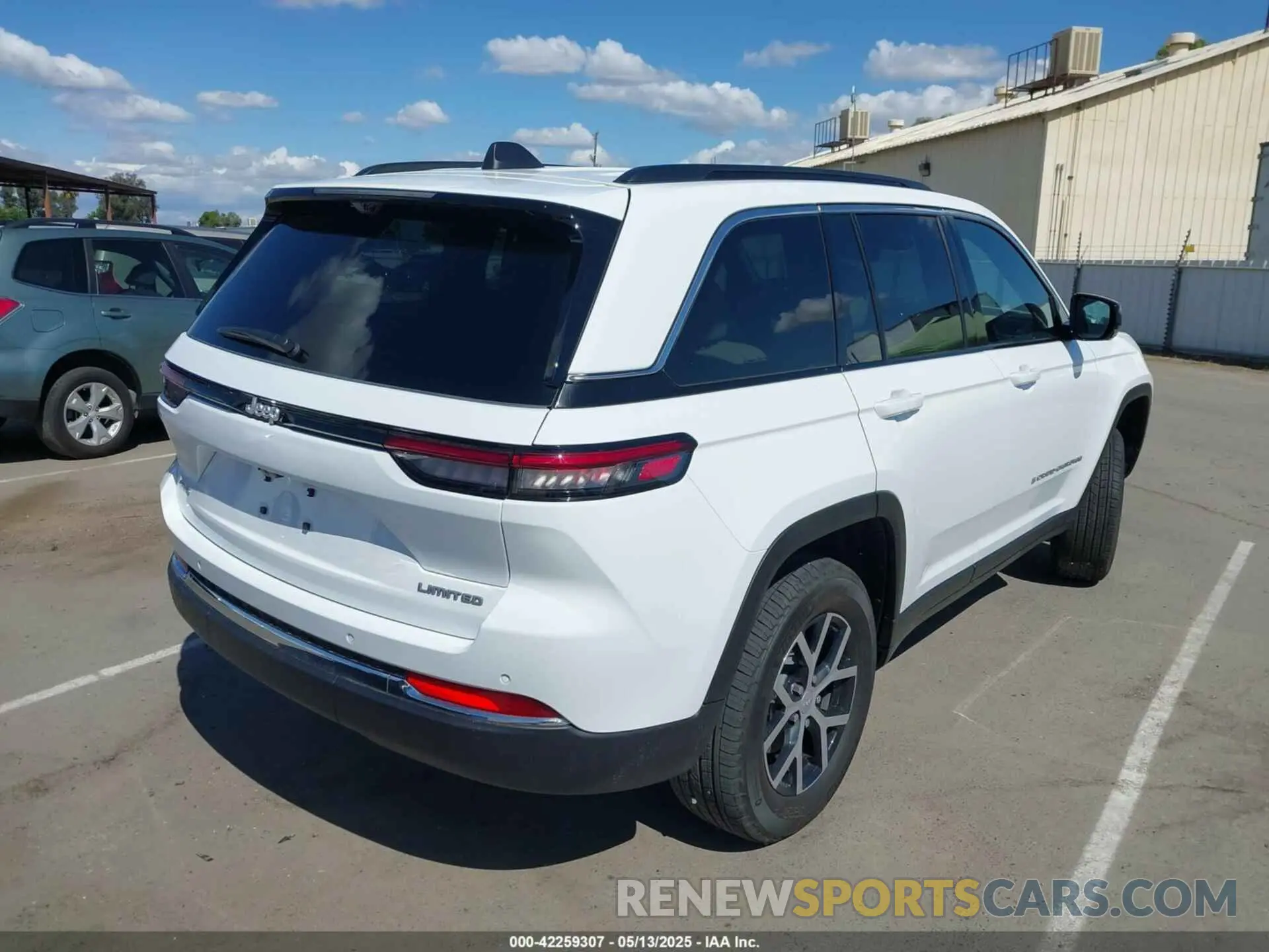 4 Photograph of a damaged car 1C4RJHBG3SC311453 JEEP GRAND CHEROKEE 2025