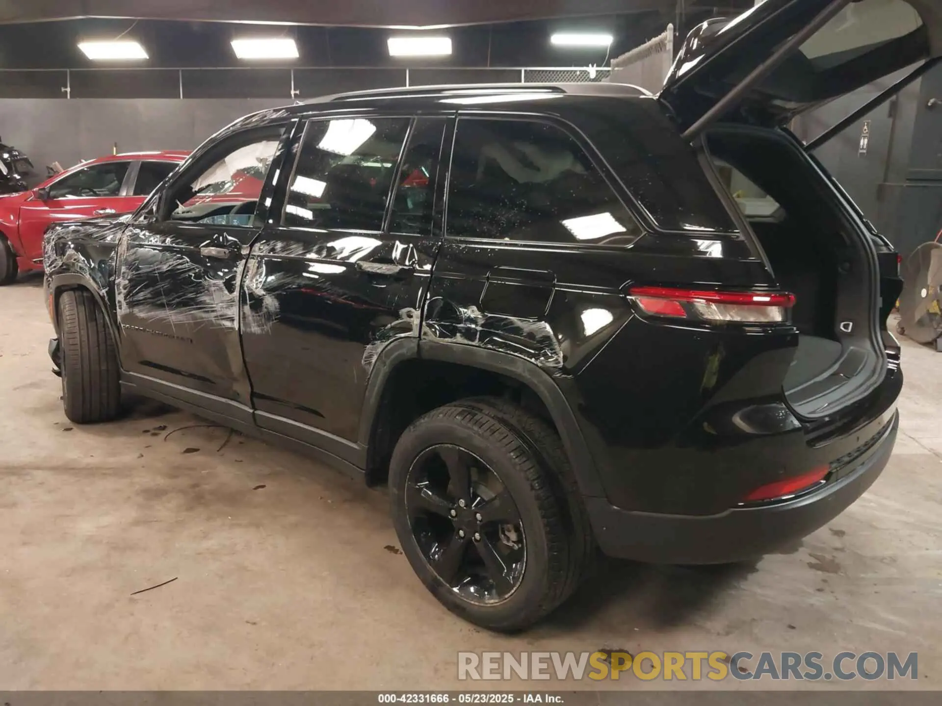 3 Photograph of a damaged car 1C4RJHBG7SC269935 JEEP GRAND CHEROKEE 2025