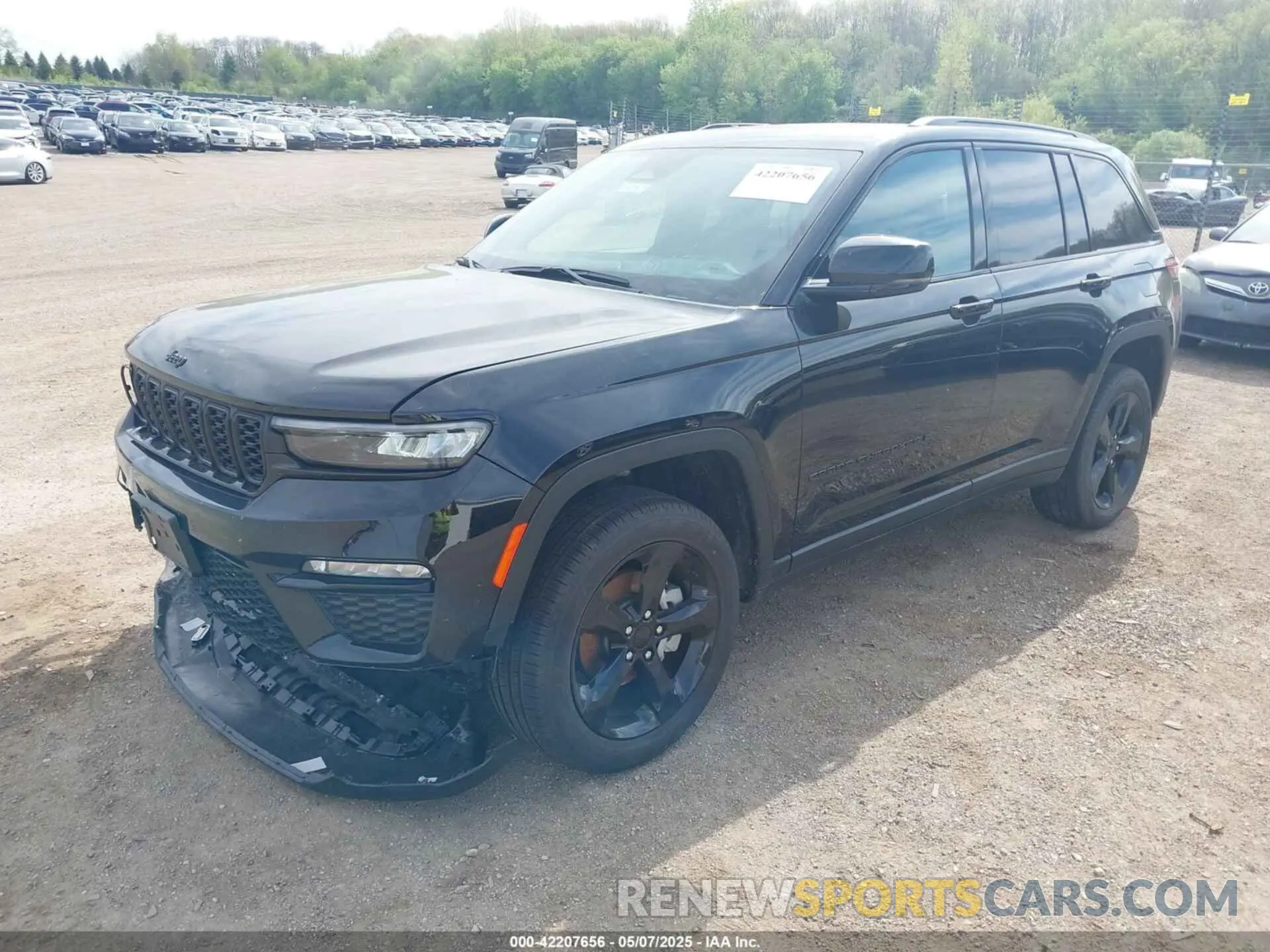 2 Photograph of a damaged car 1C4RJHBG8SC298313 JEEP GRAND CHEROKEE 2025
