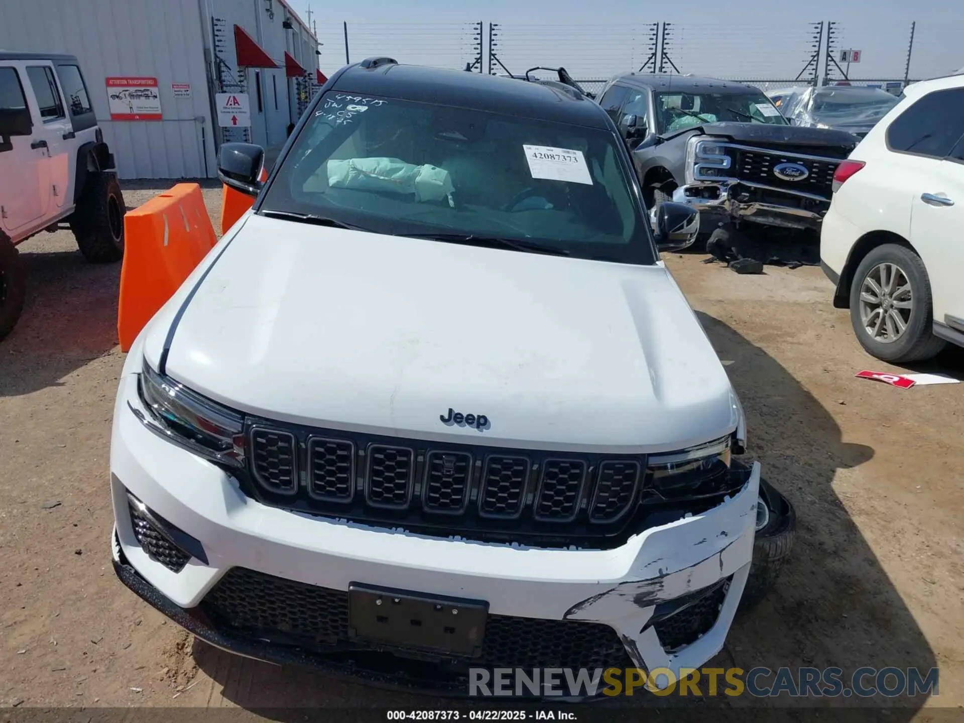 12 Photograph of a damaged car 1C4RJHEG3S8650597 JEEP GRAND CHEROKEE 2025