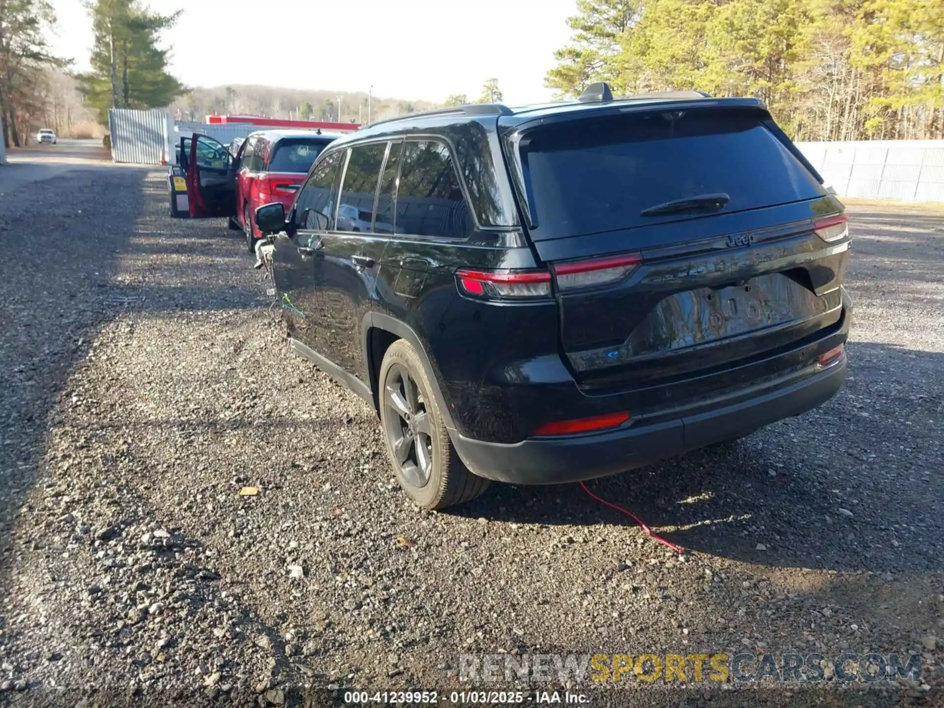 3 Photograph of a damaged car 1C4RJYB67N8756924 JEEP GRAND CHEROKEE 4XE 2022