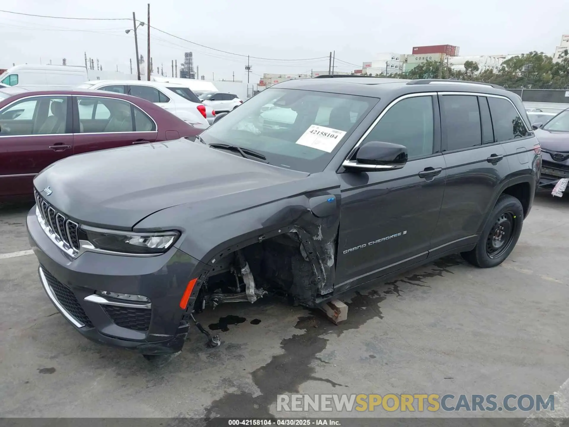 2 Photograph of a damaged car 1C4RJYB68N8748802 JEEP GRAND CHEROKEE 4XE 2022