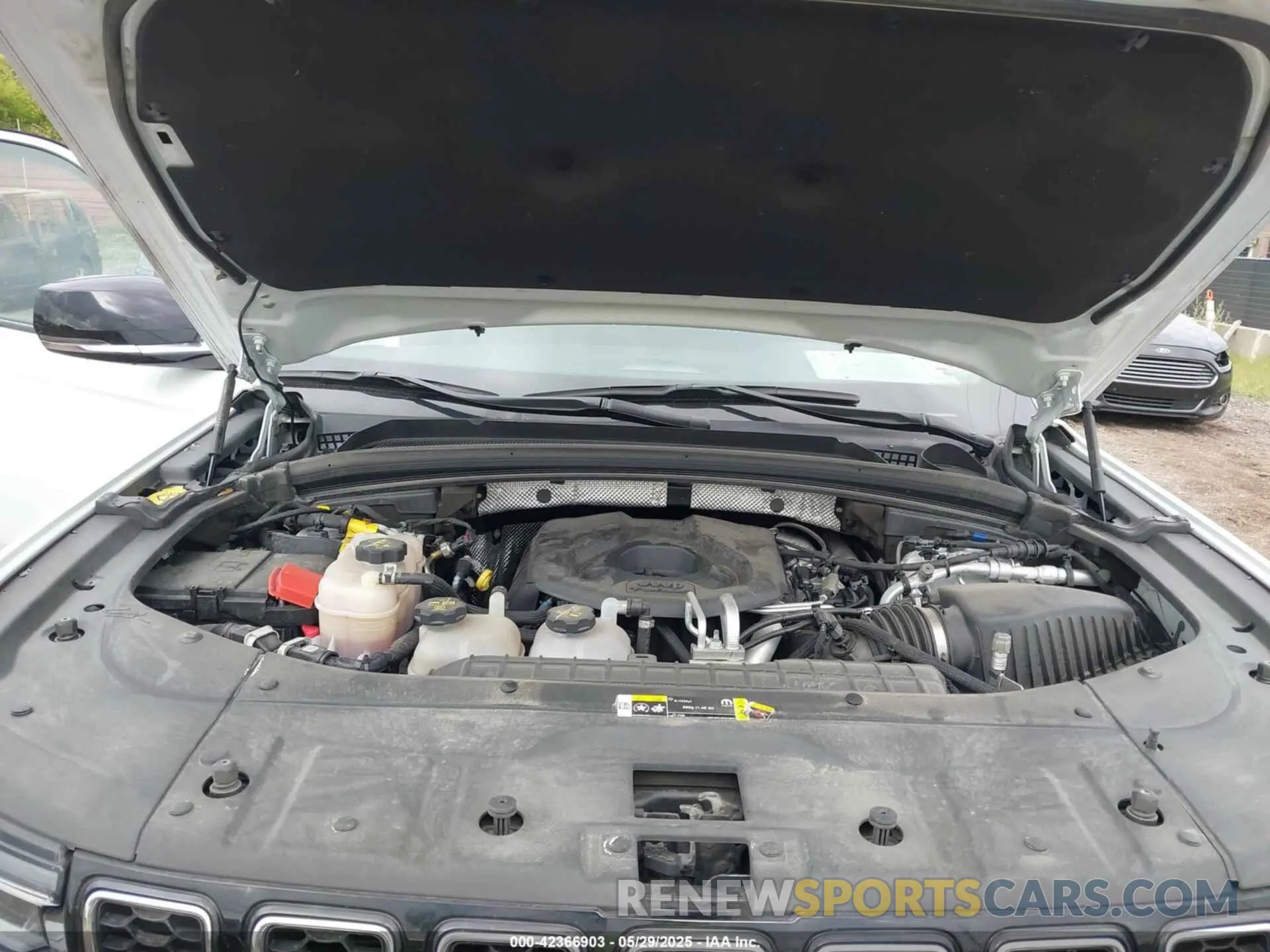 10 Photograph of a damaged car 1C4RJYD60N8717511 JEEP GRAND CHEROKEE 4XE 2022