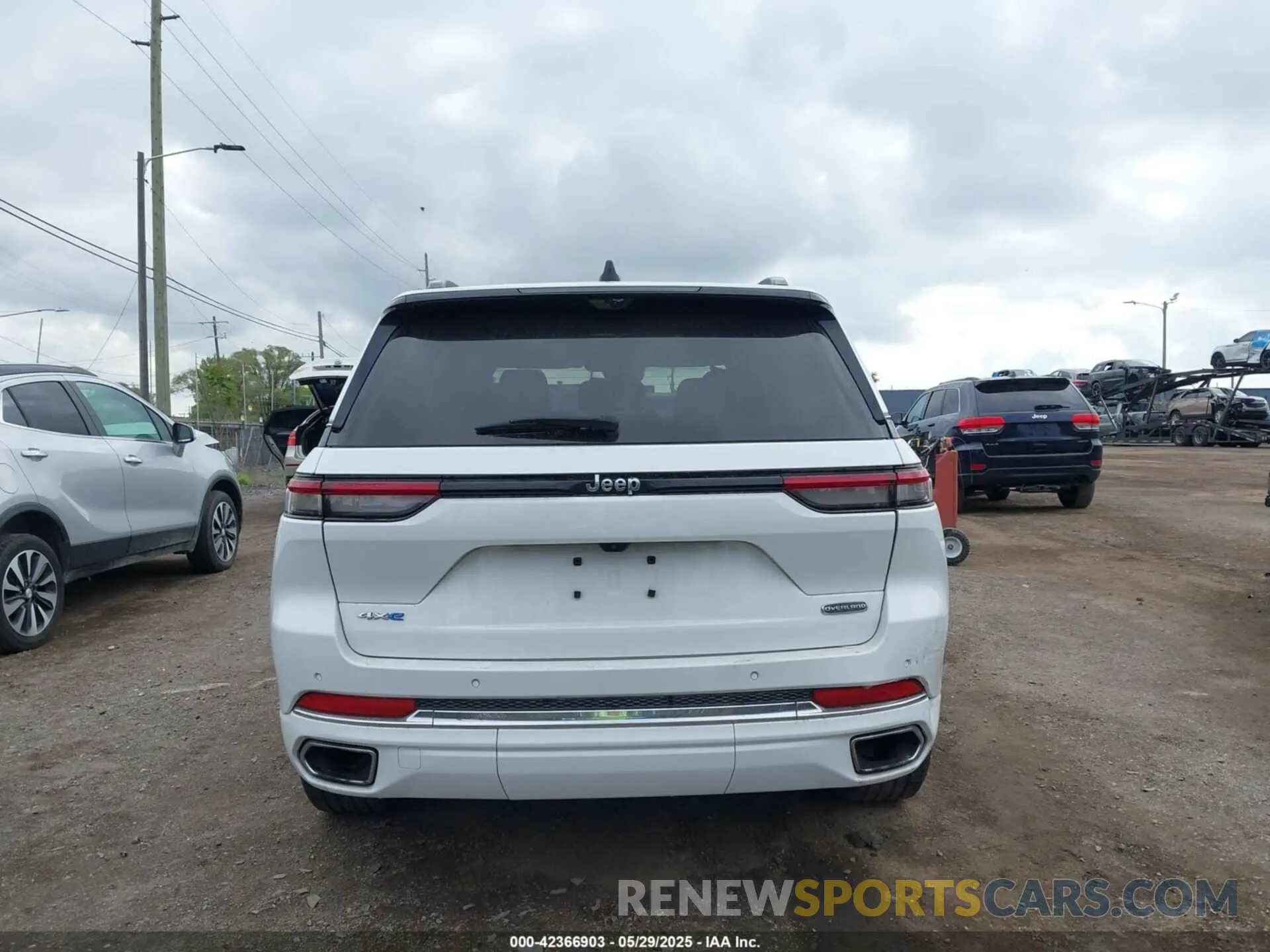 16 Photograph of a damaged car 1C4RJYD60N8717511 JEEP GRAND CHEROKEE 4XE 2022