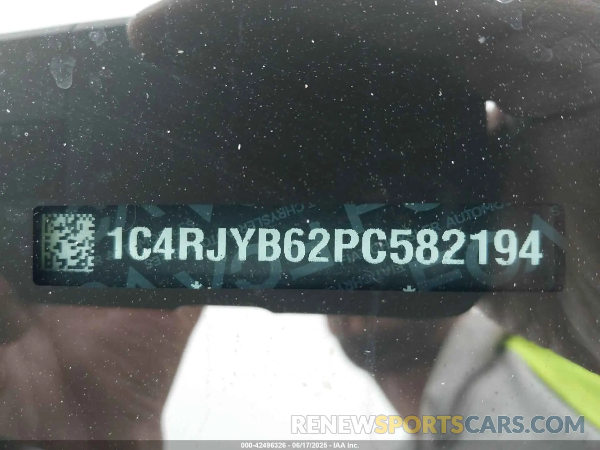 18 Photograph of a damaged car 1C4RJYB62PC582194 JEEP GRAND CHEROKEE 4XE 2023
