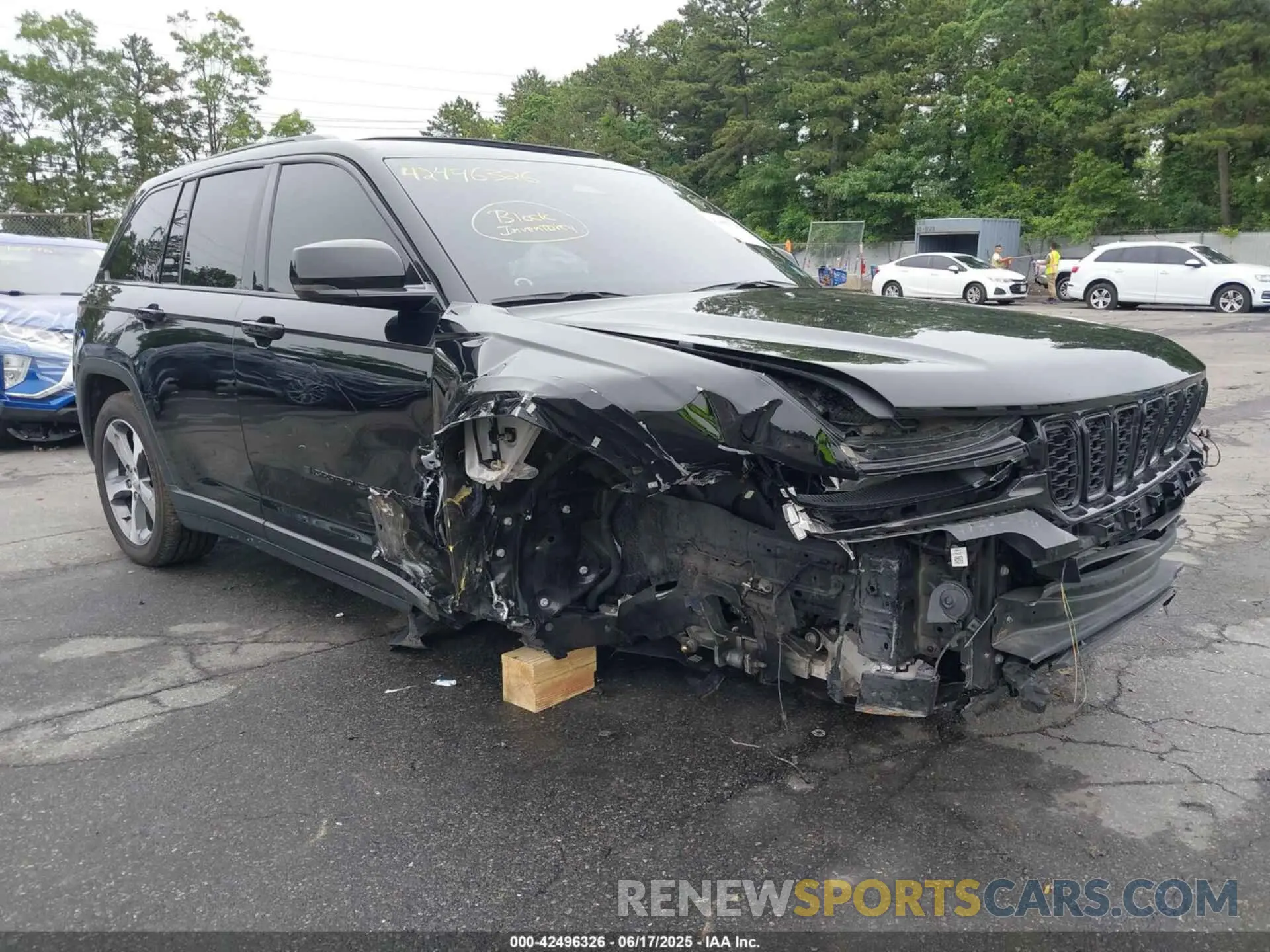 6 Photograph of a damaged car 1C4RJYB62PC582194 JEEP GRAND CHEROKEE 4XE 2023