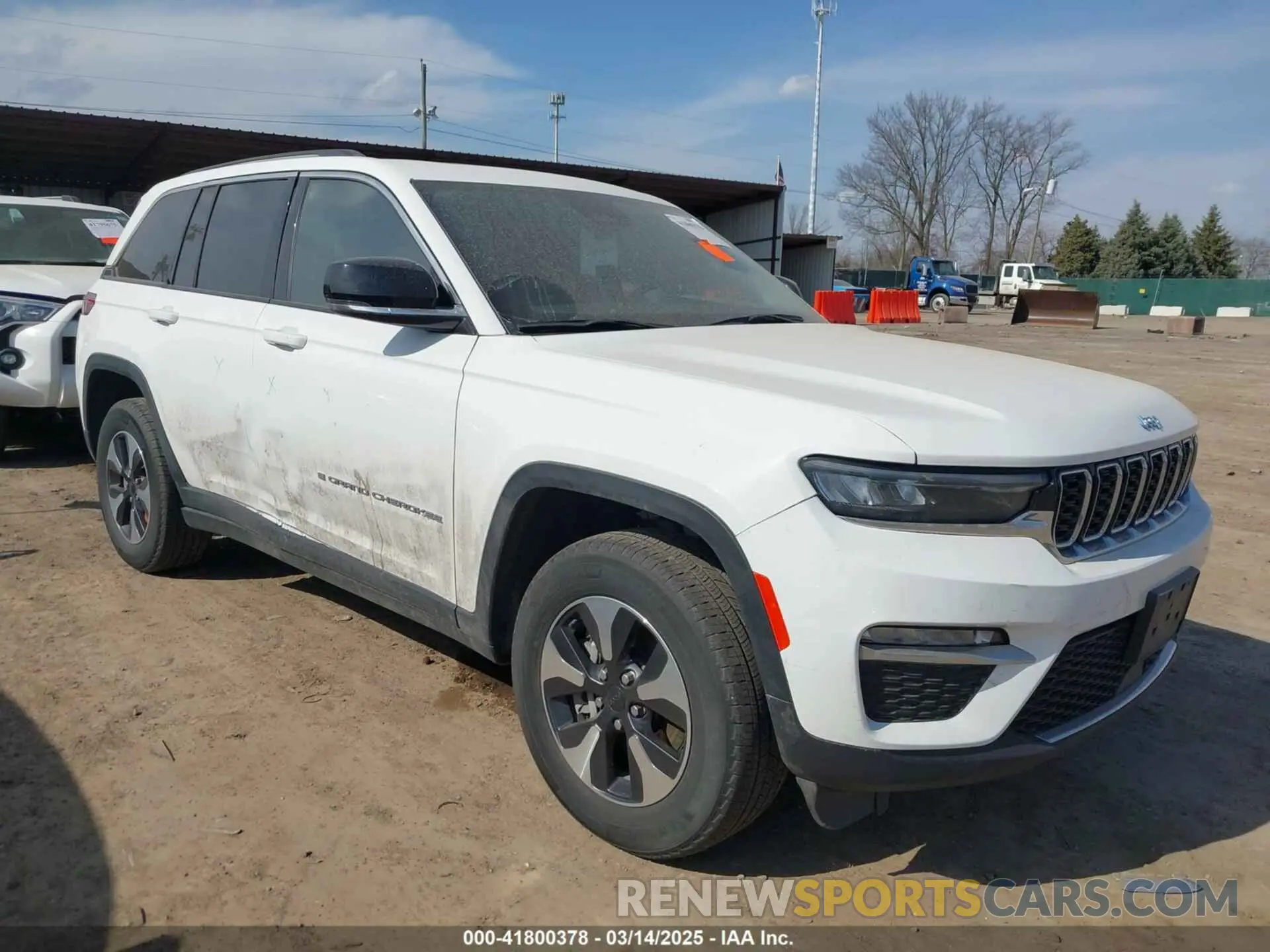 1 Photograph of a damaged car 1C4RJYB62PC624363 JEEP GRAND CHEROKEE 4XE 2023