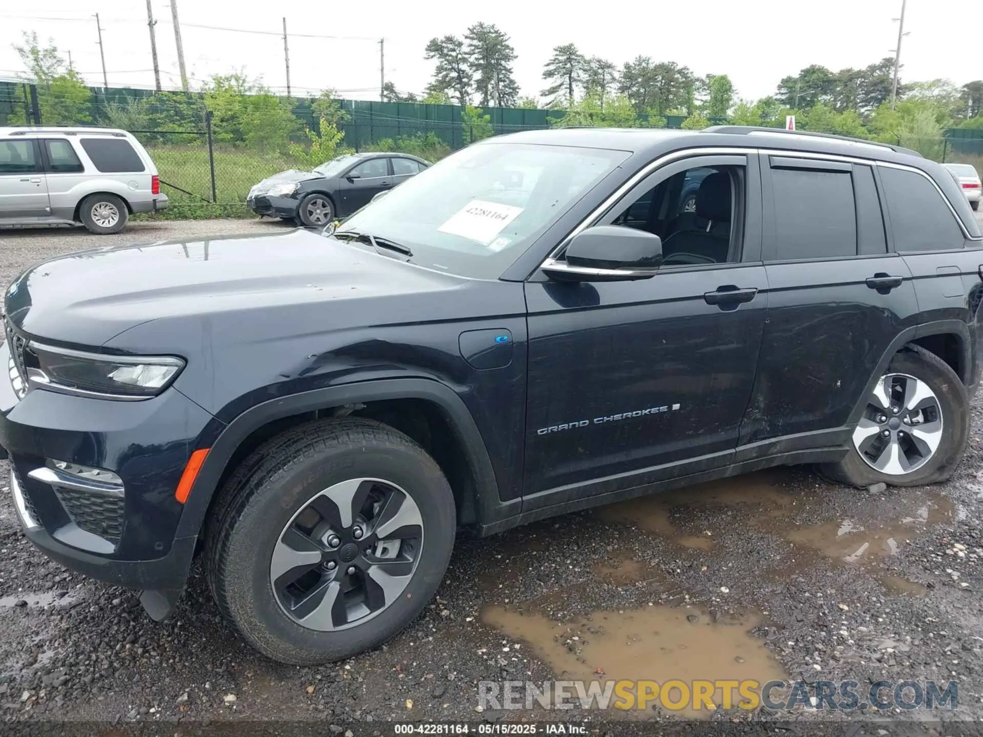6 Photograph of a damaged car 1C4RJYB66PC664736 JEEP GRAND CHEROKEE 4XE 2023