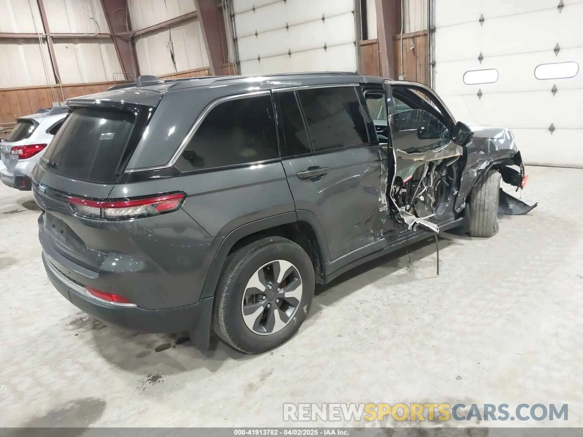 4 Photograph of a damaged car 1C4RJYB6XPC664772 JEEP GRAND CHEROKEE 4XE 2023