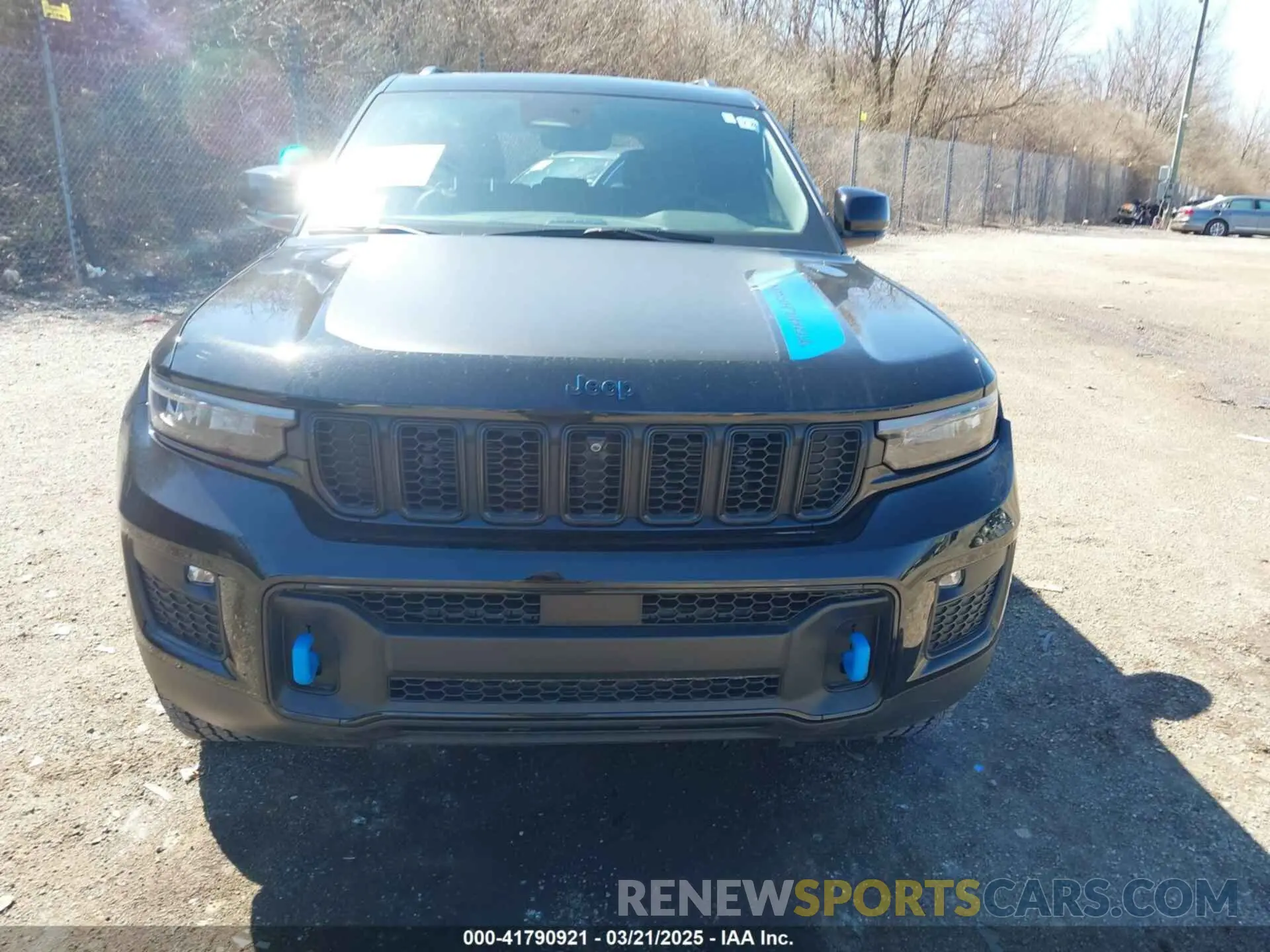 13 Photograph of a damaged car 1C4RJYC69P8798805 JEEP GRAND CHEROKEE 4XE 2023