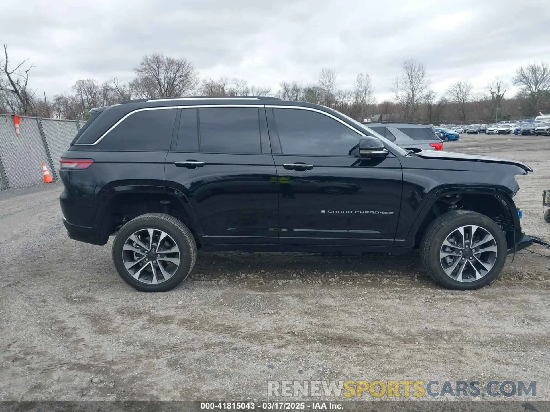 13 Photograph of a damaged car 1C4RJYD60P8891792 JEEP GRAND CHEROKEE 4XE 2023