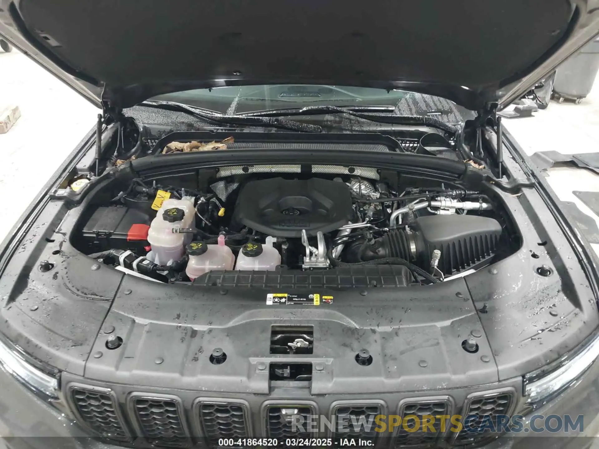 10 Photograph of a damaged car 1C4RJYB60R8509704 JEEP GRAND CHEROKEE 4XE 2024