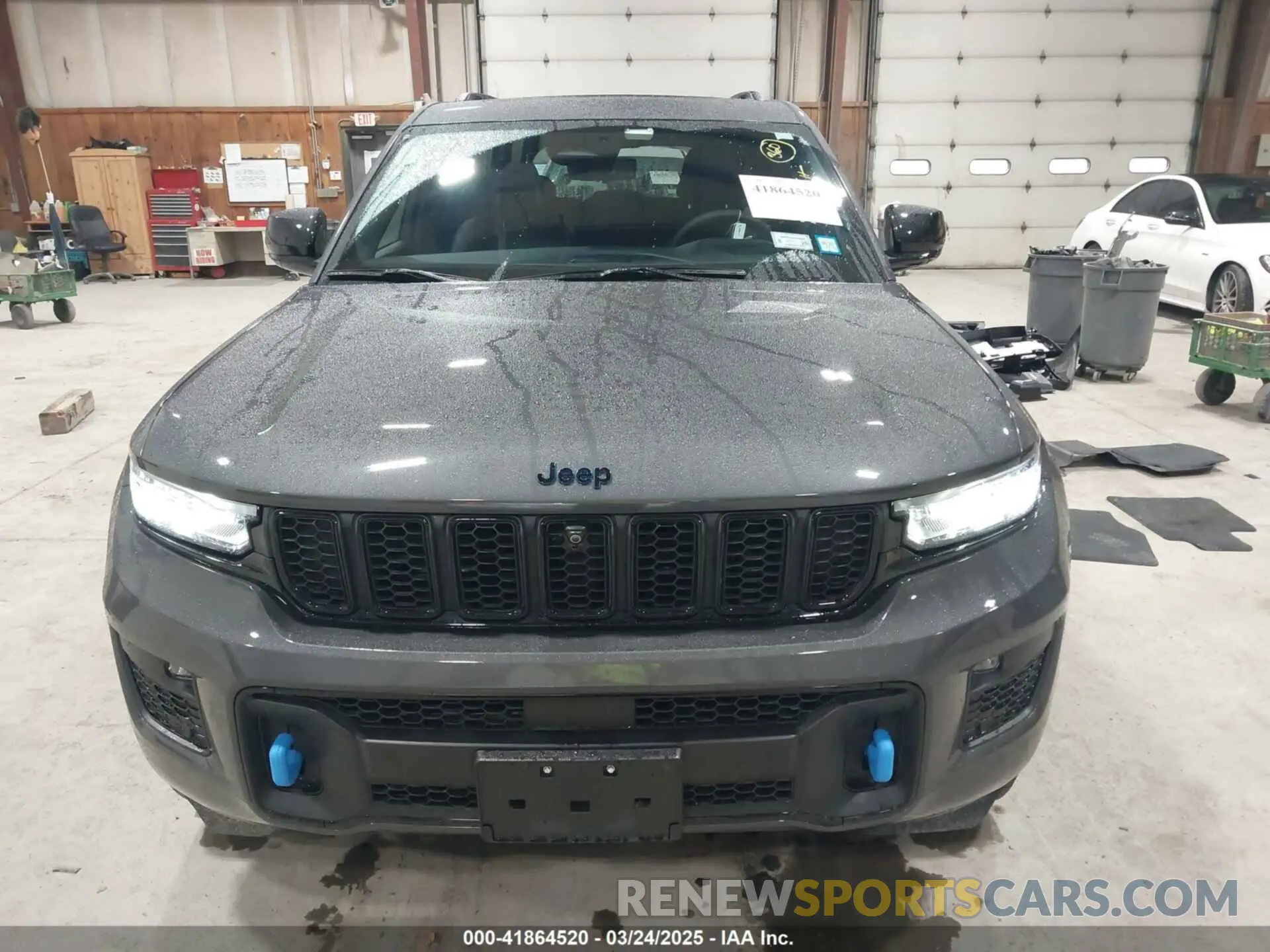 13 Photograph of a damaged car 1C4RJYB60R8509704 JEEP GRAND CHEROKEE 4XE 2024