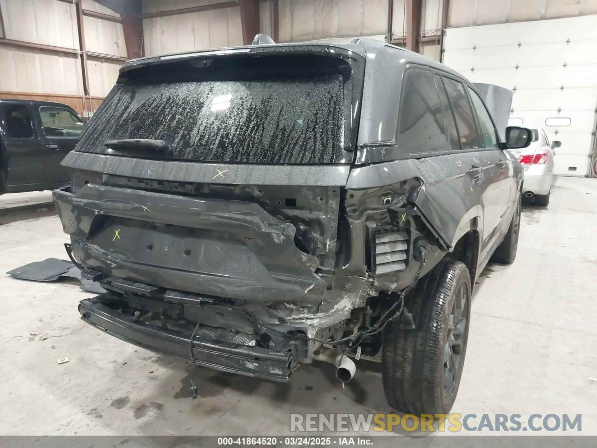 6 Photograph of a damaged car 1C4RJYB60R8509704 JEEP GRAND CHEROKEE 4XE 2024
