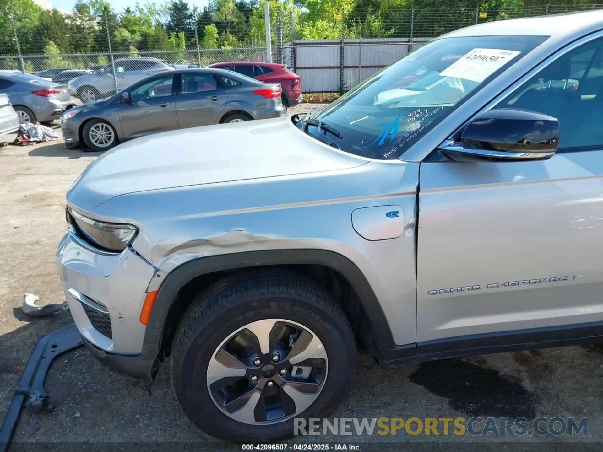 6 Photograph of a damaged car 1C4RJYB60RC181780 JEEP GRAND CHEROKEE 4XE 2024