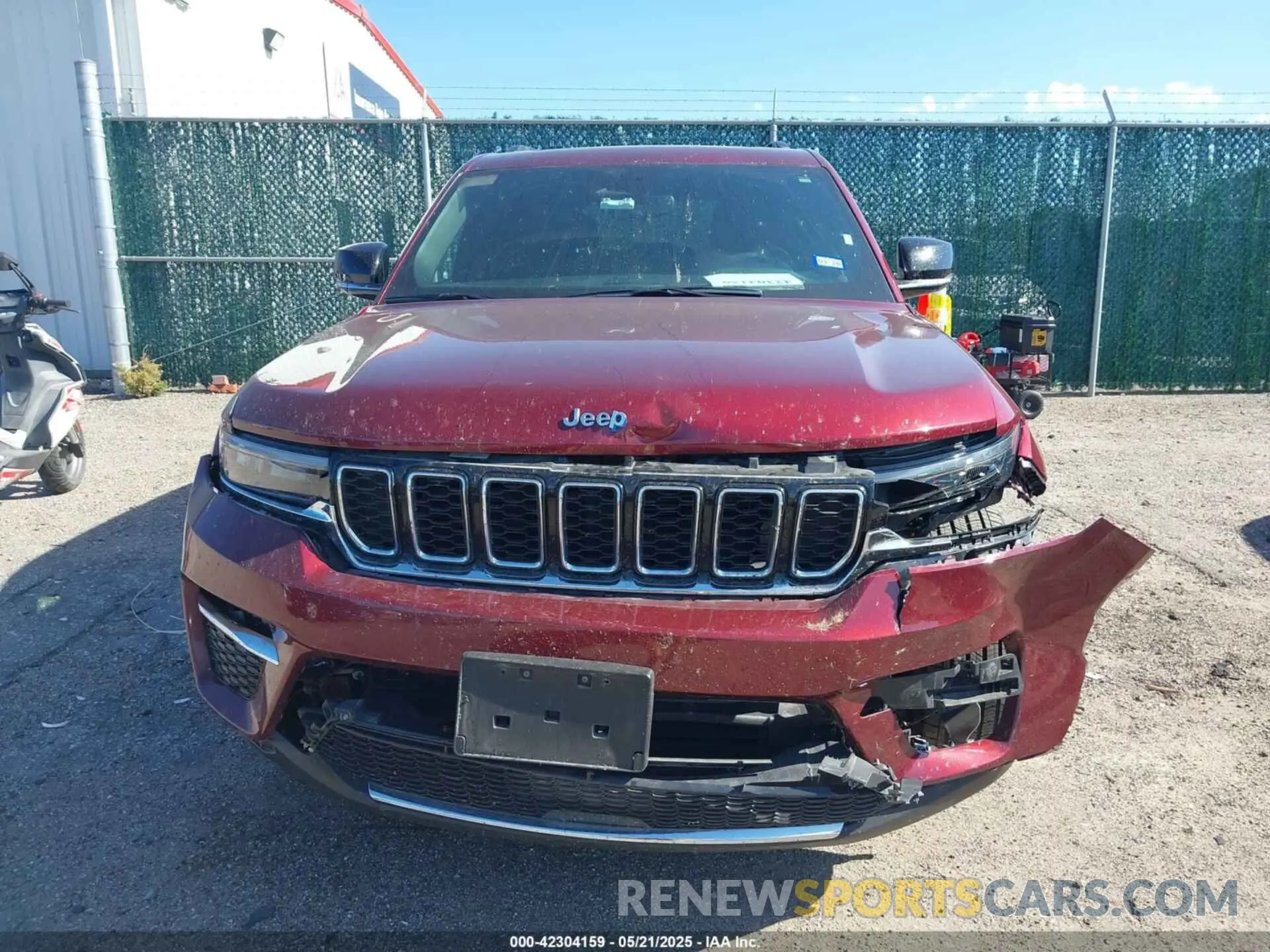 12 Photograph of a damaged car 1C4RJYB60RC181939 JEEP GRAND CHEROKEE 4XE 2024