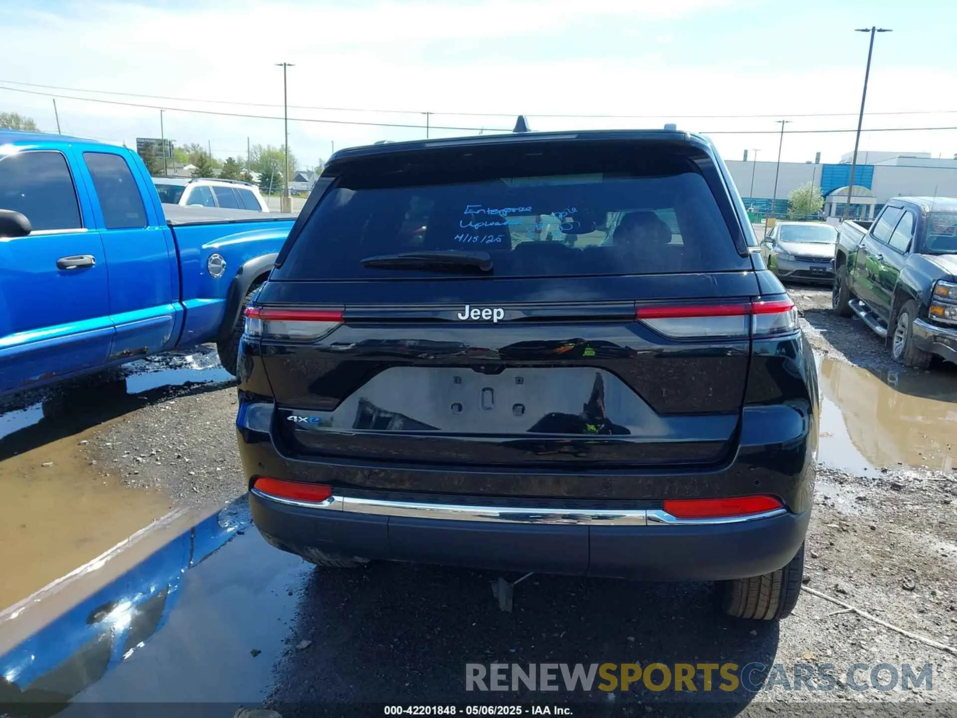 16 Photograph of a damaged car 1C4RJYB61RC120292 JEEP GRAND CHEROKEE 4XE 2024