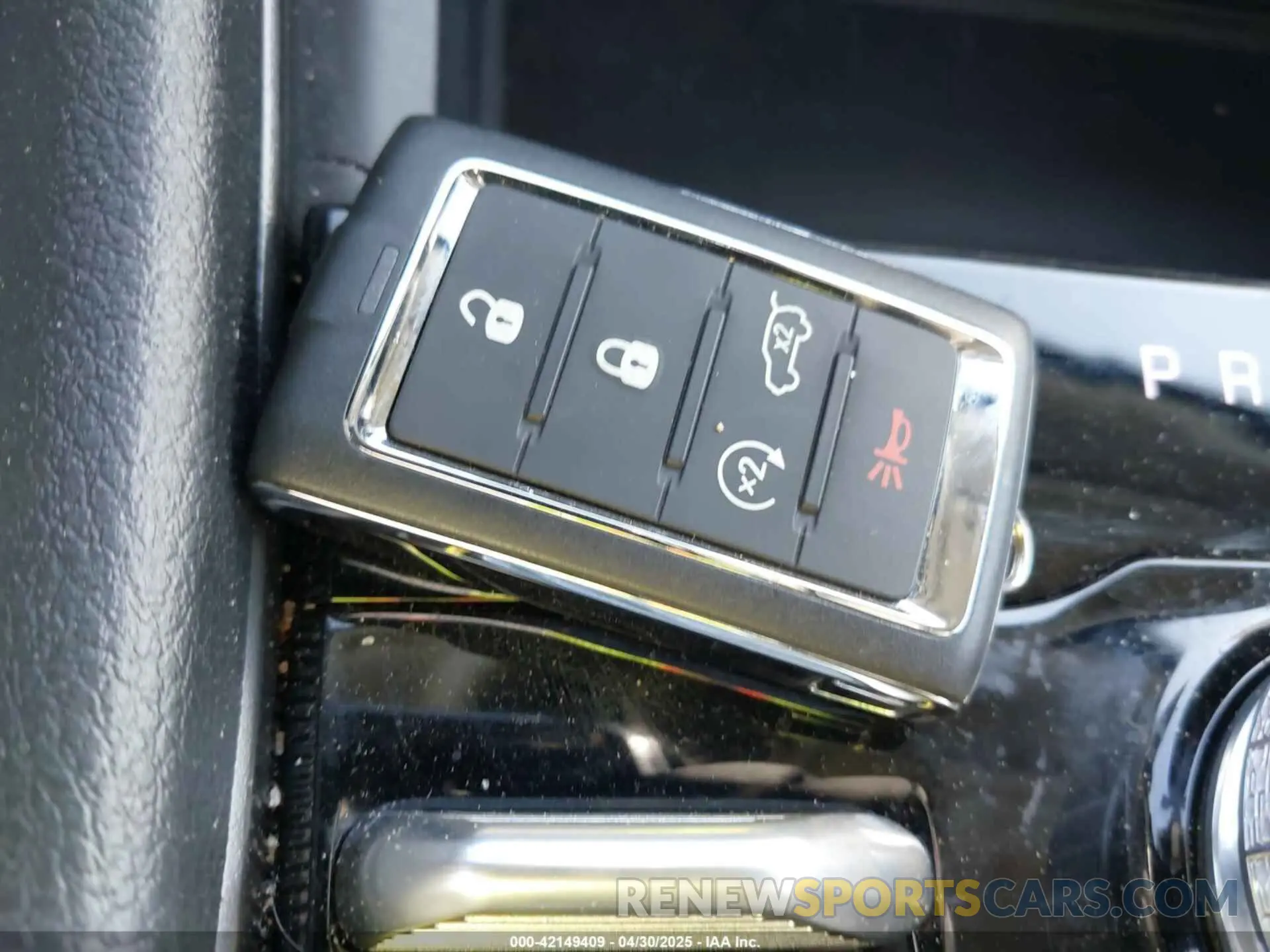 11 Photograph of a damaged car 1C4RJYB61RC713750 JEEP GRAND CHEROKEE 4XE 2024