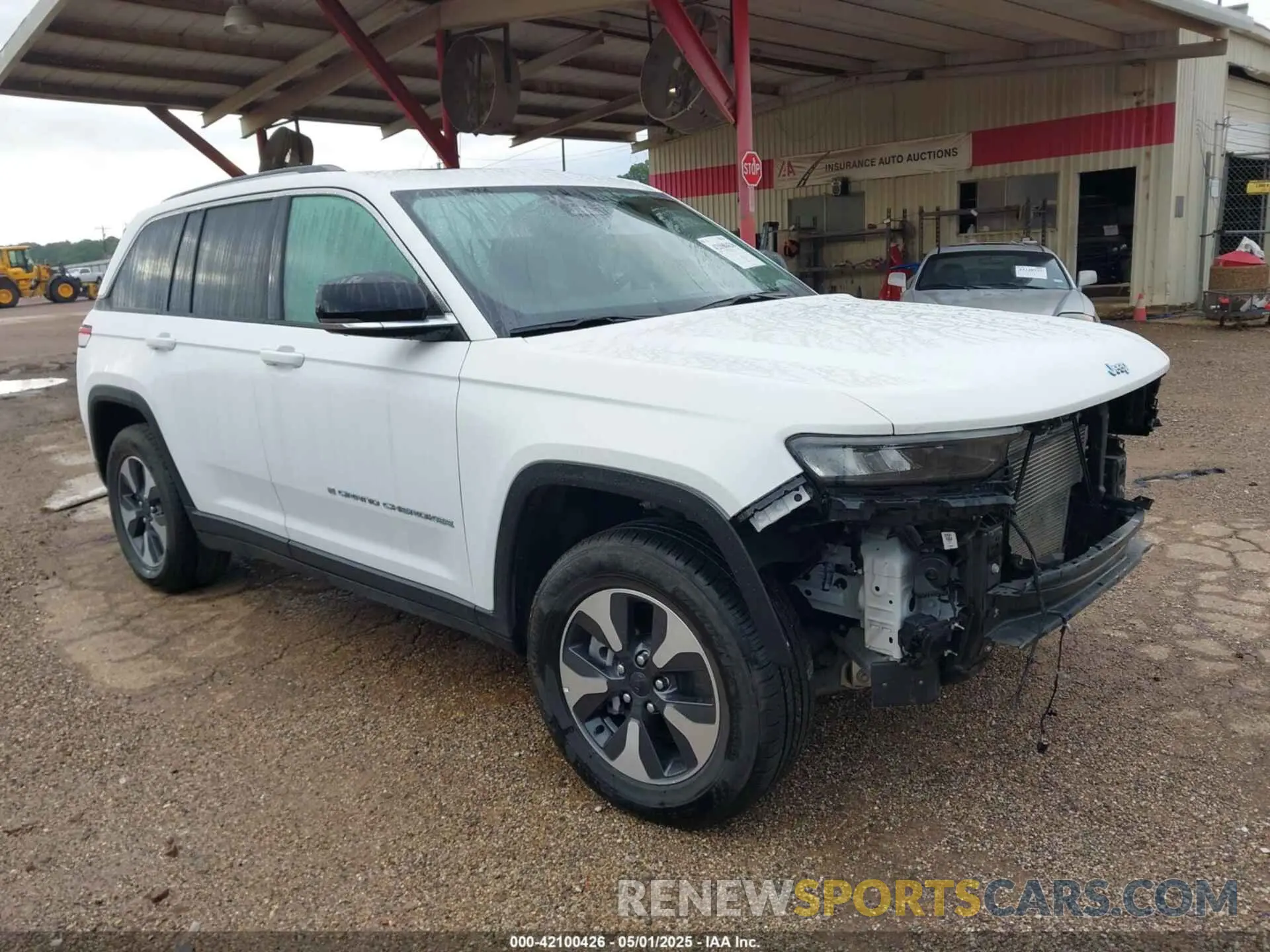 1 Photograph of a damaged car 1C4RJYB61RC721346 JEEP GRAND CHEROKEE 4XE 2024