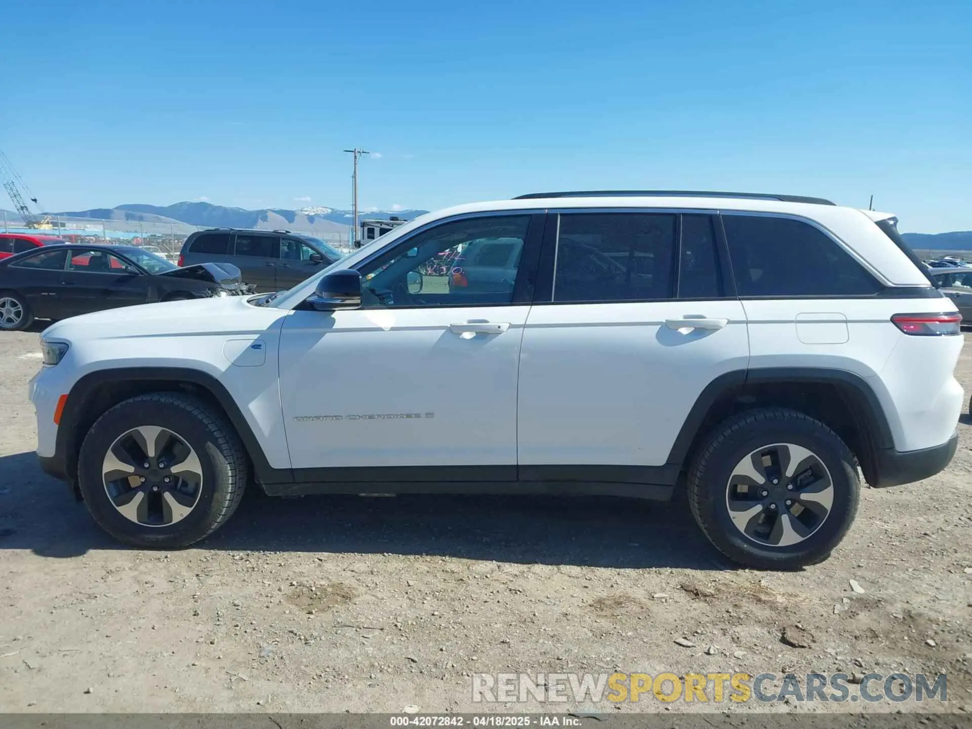 15 Photograph of a damaged car 1C4RJYB62R8958527 JEEP GRAND CHEROKEE 4XE 2024