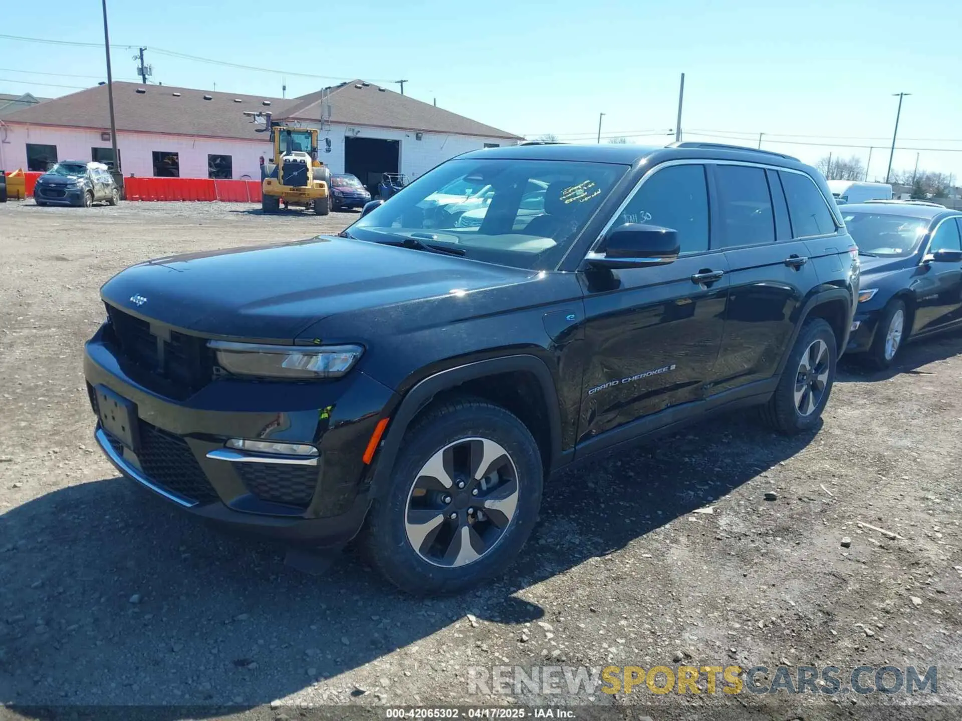 2 Photograph of a damaged car 1C4RJYB63R8518378 JEEP GRAND CHEROKEE 4XE 2024