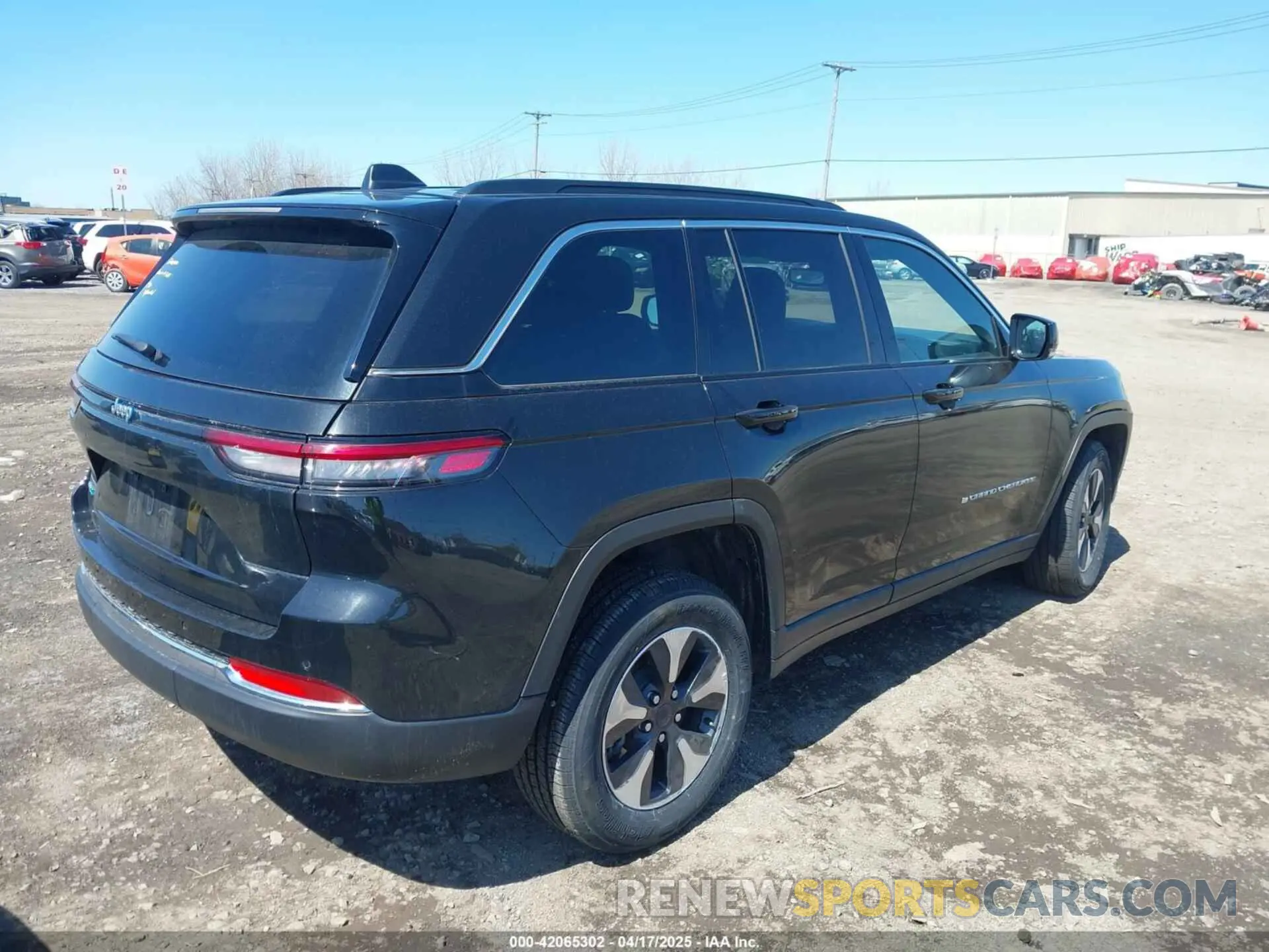 4 Photograph of a damaged car 1C4RJYB63R8518378 JEEP GRAND CHEROKEE 4XE 2024