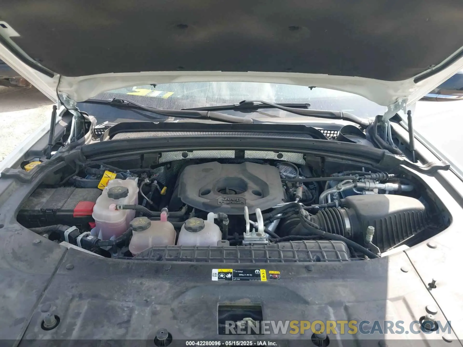 10 Photograph of a damaged car 1C4RJYB63R8959153 JEEP GRAND CHEROKEE 4XE 2024