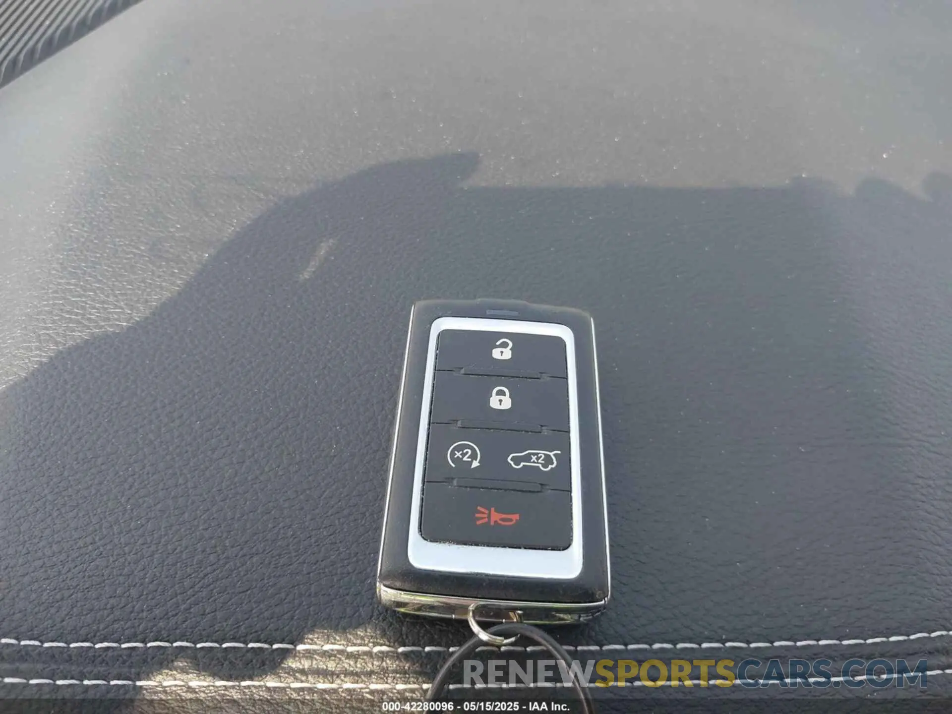 11 Photograph of a damaged car 1C4RJYB63R8959153 JEEP GRAND CHEROKEE 4XE 2024