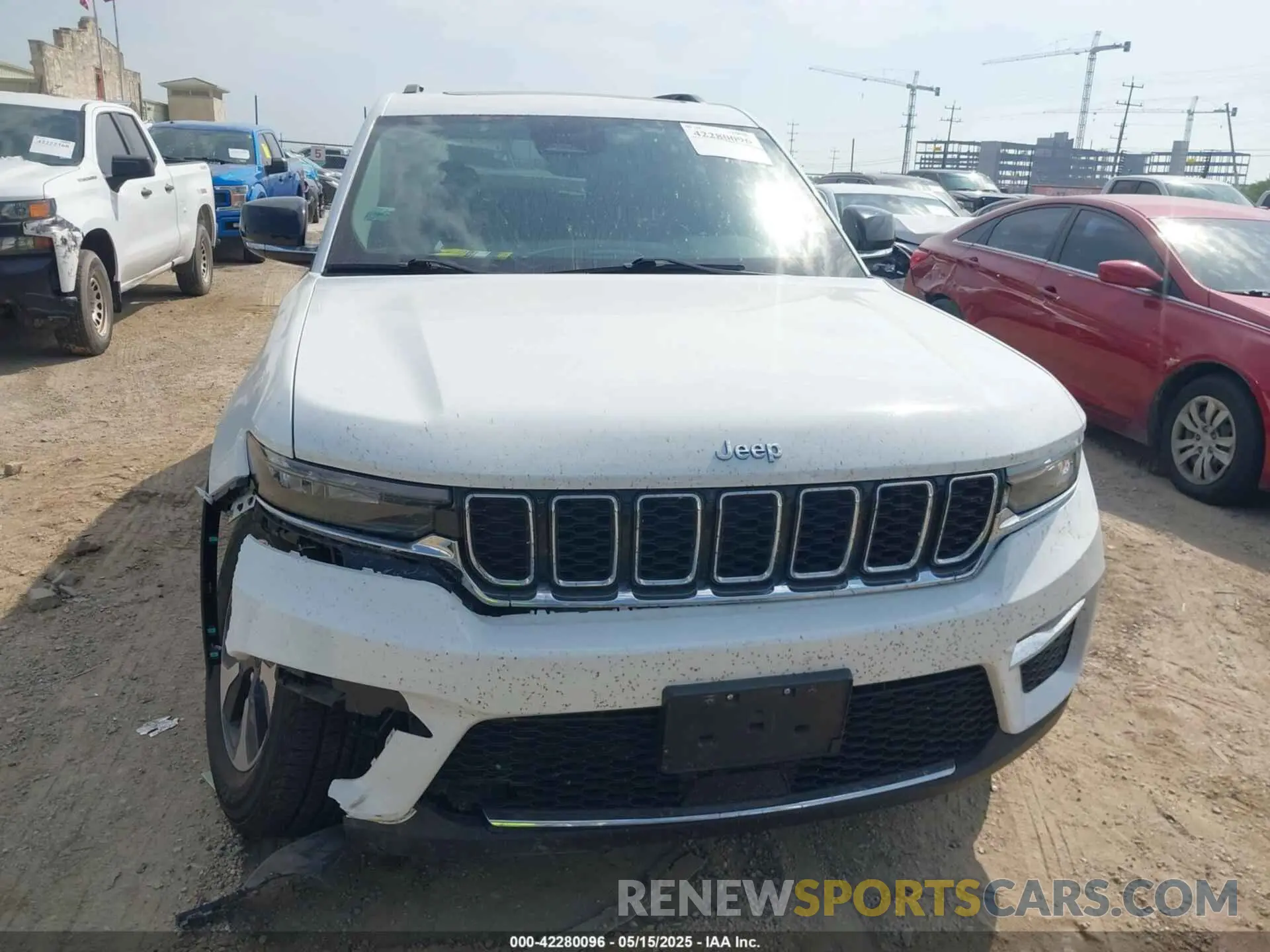 12 Photograph of a damaged car 1C4RJYB63R8959153 JEEP GRAND CHEROKEE 4XE 2024