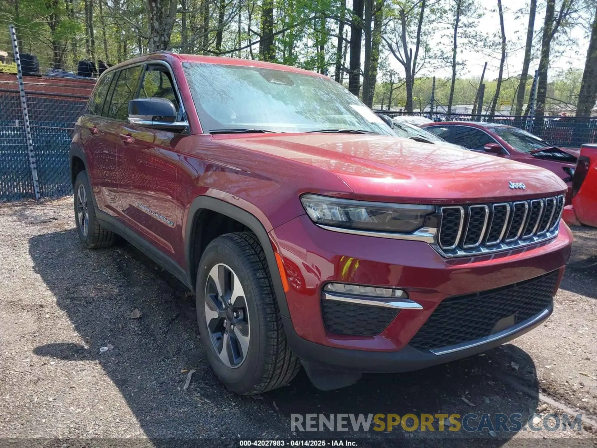 1 Photograph of a damaged car 1C4RJYB64RC121095 JEEP GRAND CHEROKEE 4XE 2024