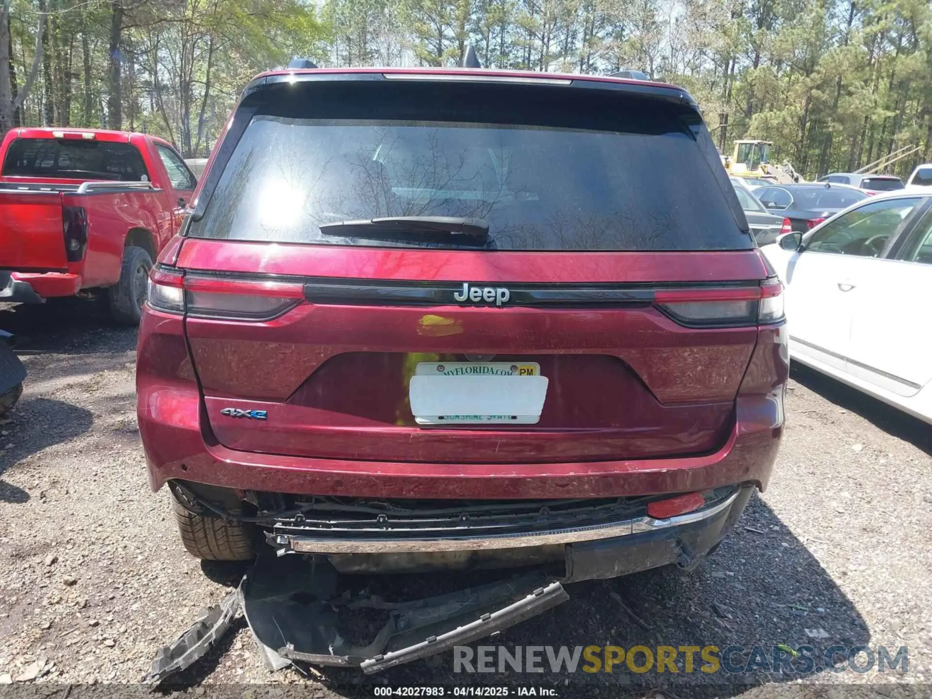 15 Photograph of a damaged car 1C4RJYB64RC121095 JEEP GRAND CHEROKEE 4XE 2024