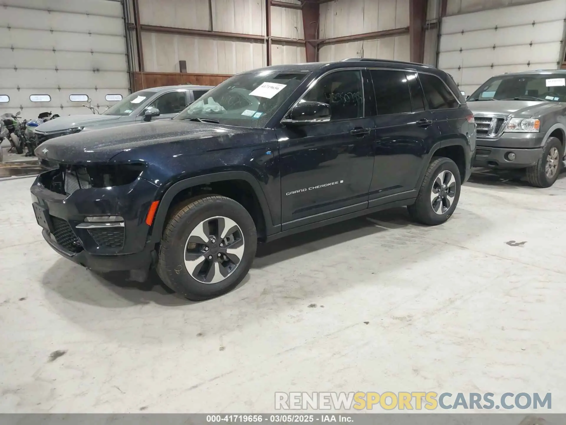 2 Photograph of a damaged car 1C4RJYB65R8582910 JEEP GRAND CHEROKEE 4XE 2024