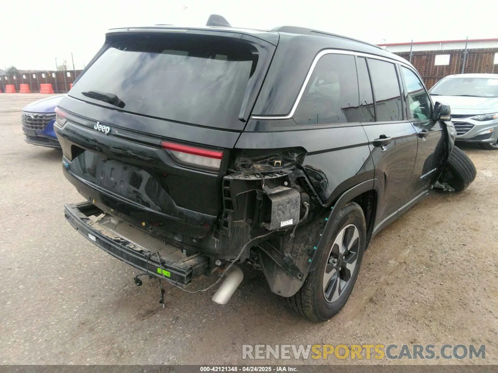 4 Photograph of a damaged car 1C4RJYB65RC181662 JEEP GRAND CHEROKEE 4XE 2024