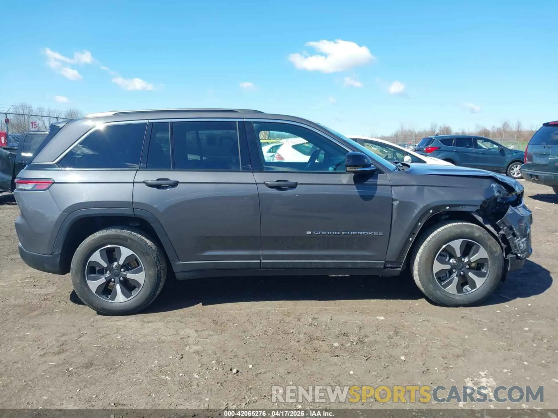14 Photograph of a damaged car 1C4RJYB65RC181743 JEEP GRAND CHEROKEE 4XE 2024