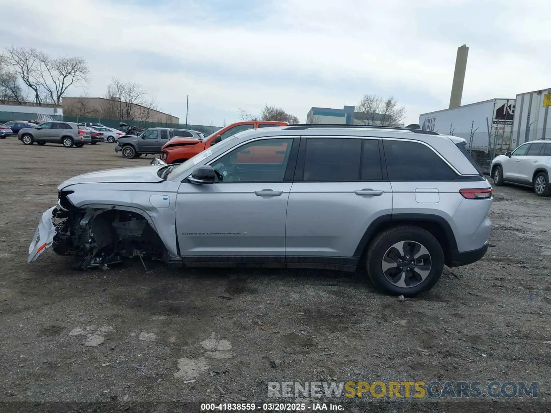 15 Photograph of a damaged car 1C4RJYB65RC712763 JEEP GRAND CHEROKEE 4XE 2024