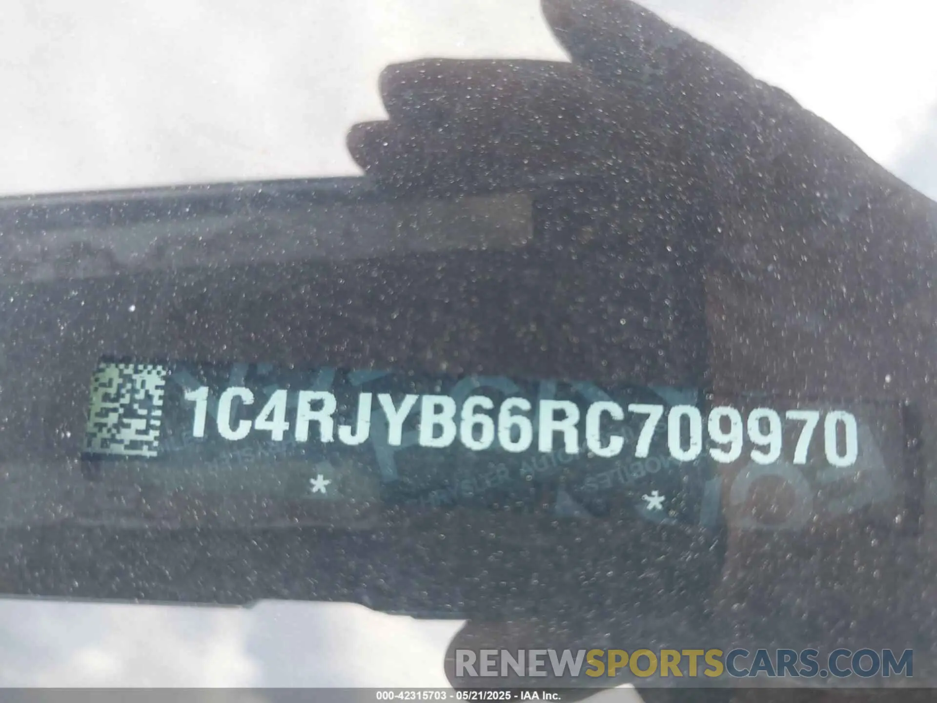 9 Photograph of a damaged car 1C4RJYB66RC709970 JEEP GRAND CHEROKEE 4XE 2024