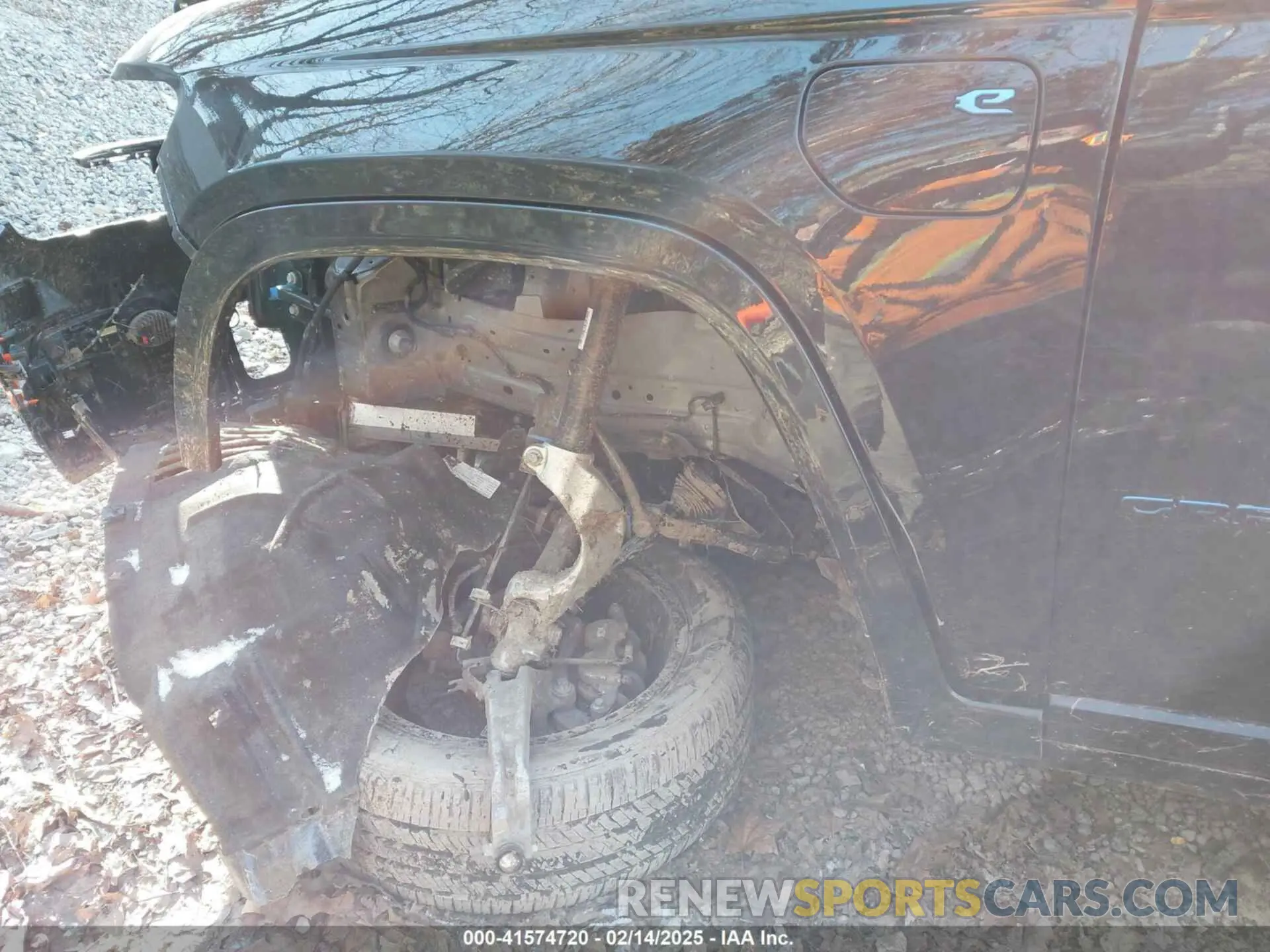 21 Photograph of a damaged car 1C4RJYB69R8510818 JEEP GRAND CHEROKEE 4XE 2024