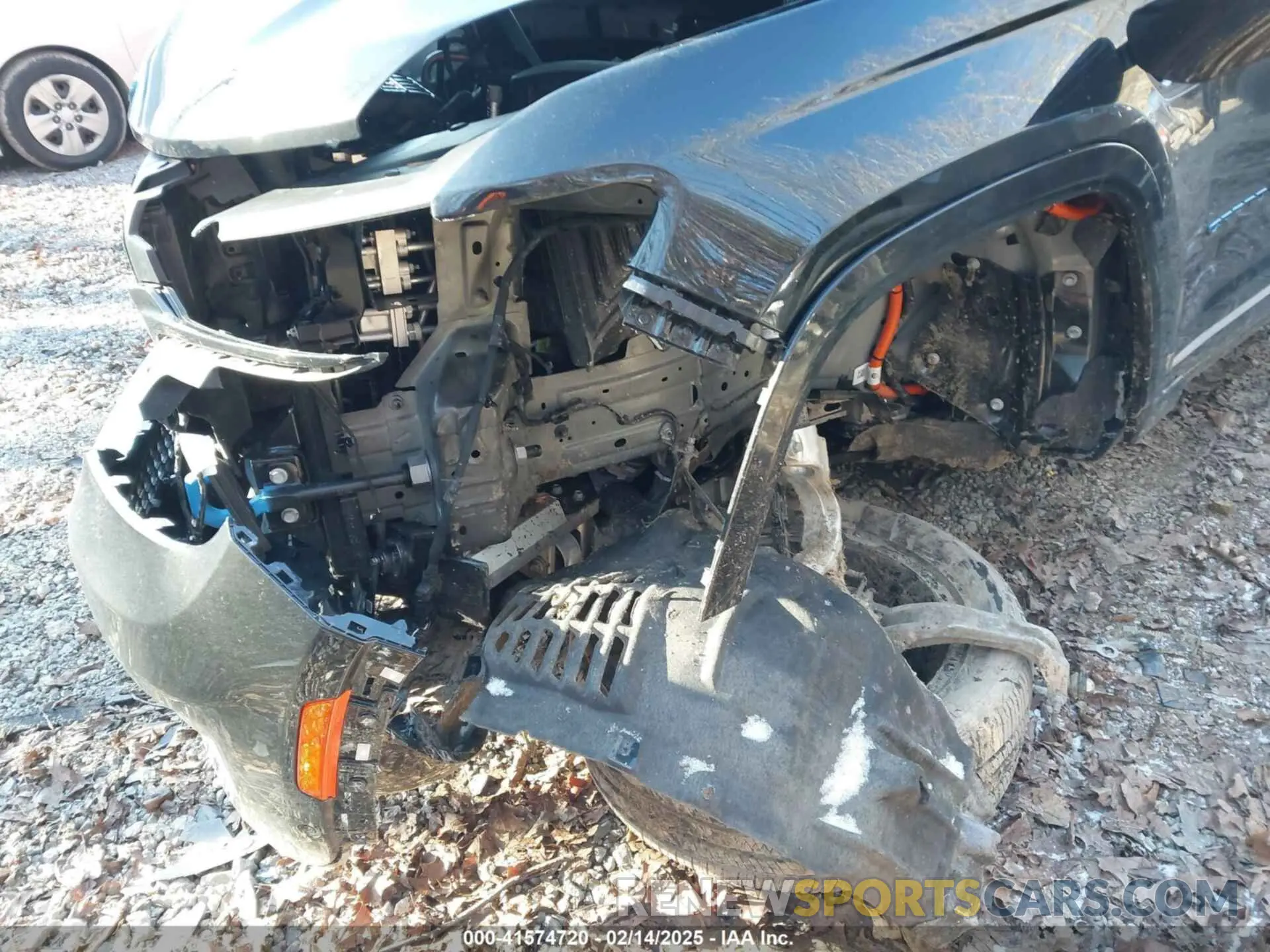 6 Photograph of a damaged car 1C4RJYB69R8510818 JEEP GRAND CHEROKEE 4XE 2024