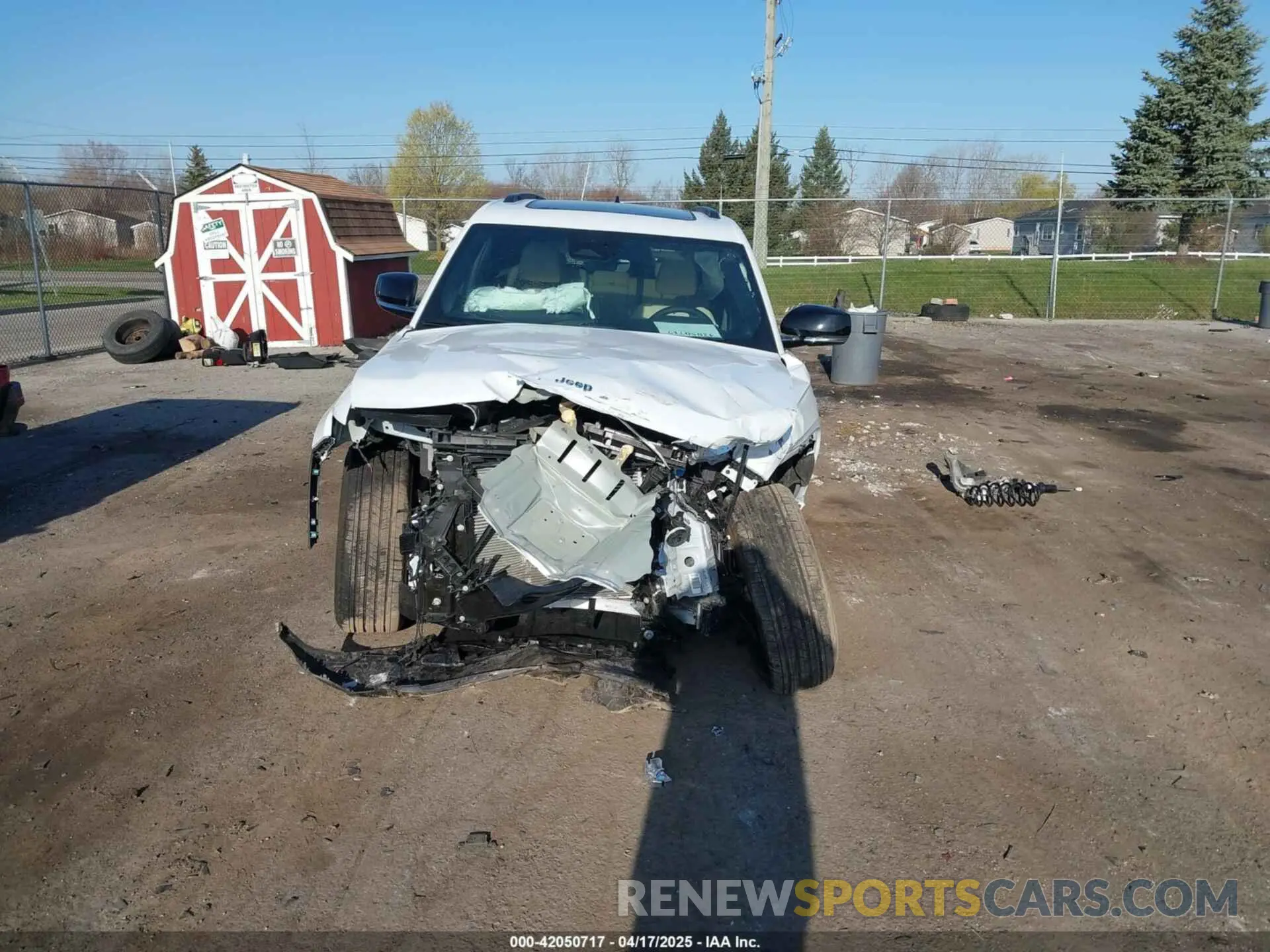 13 Photograph of a damaged car 1C4RJYB62S8665930 JEEP GRAND CHEROKEE 4XE 2025