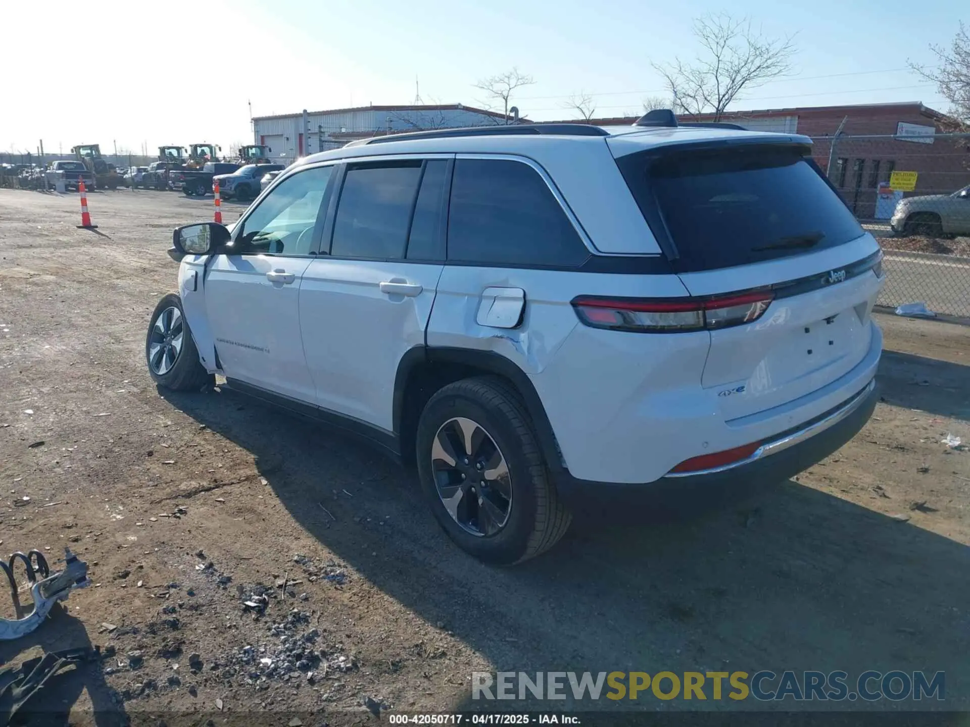 3 Photograph of a damaged car 1C4RJYB62S8665930 JEEP GRAND CHEROKEE 4XE 2025