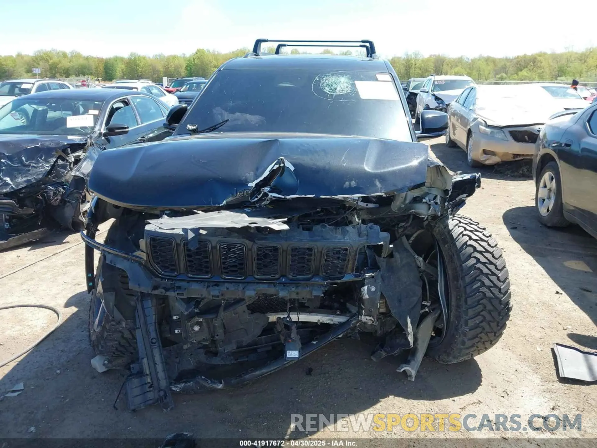 6 Photograph of a damaged car 1C4RJKAG2M8139095 JEEP GRAND CHEROKEE L 2021