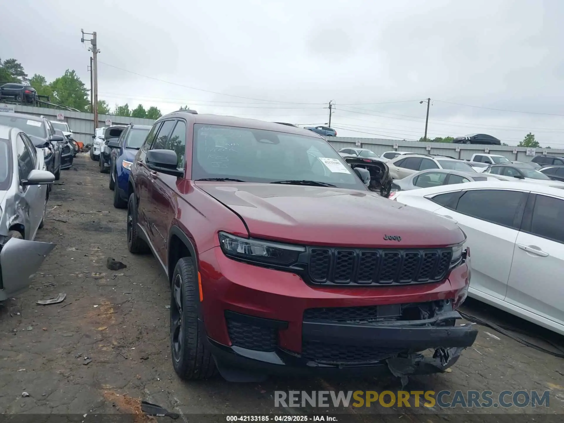1 Photograph of a damaged car 1C4RJKAG3M8195224 JEEP GRAND CHEROKEE L 2021