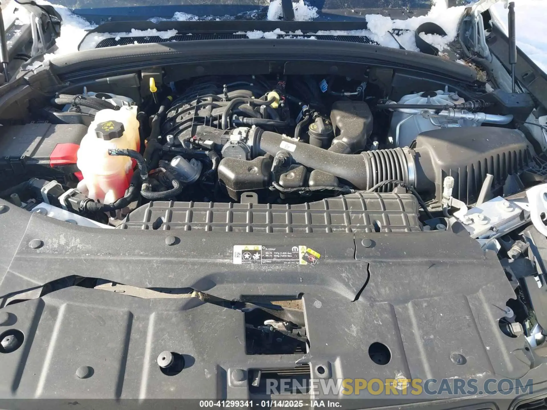 10 Photograph of a damaged car 1C4RJKAG3M8201779 JEEP GRAND CHEROKEE L 2021