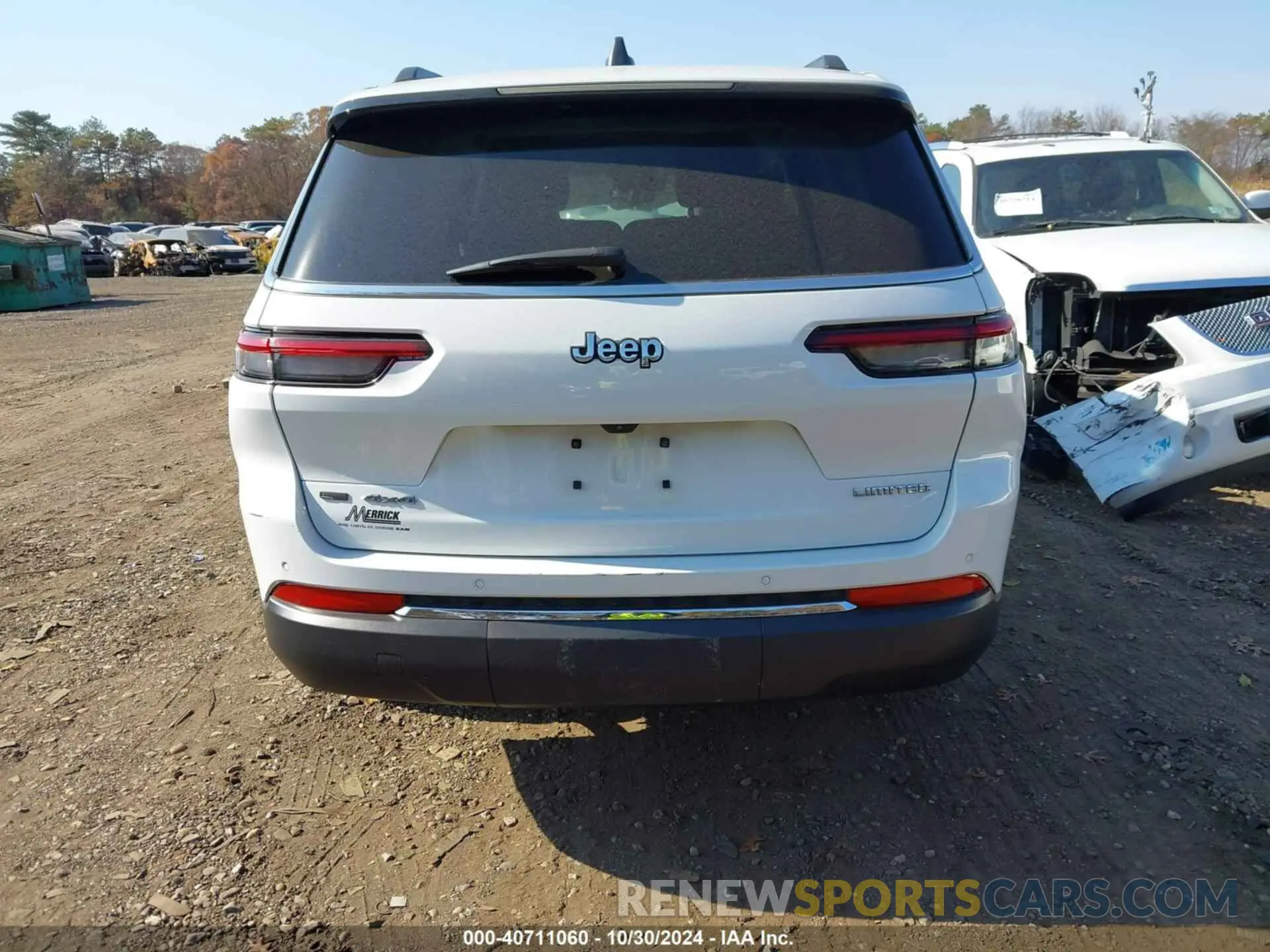 16 Photograph of a damaged car 1C4RJKBG0M8185457 JEEP GRAND CHEROKEE L 2021
