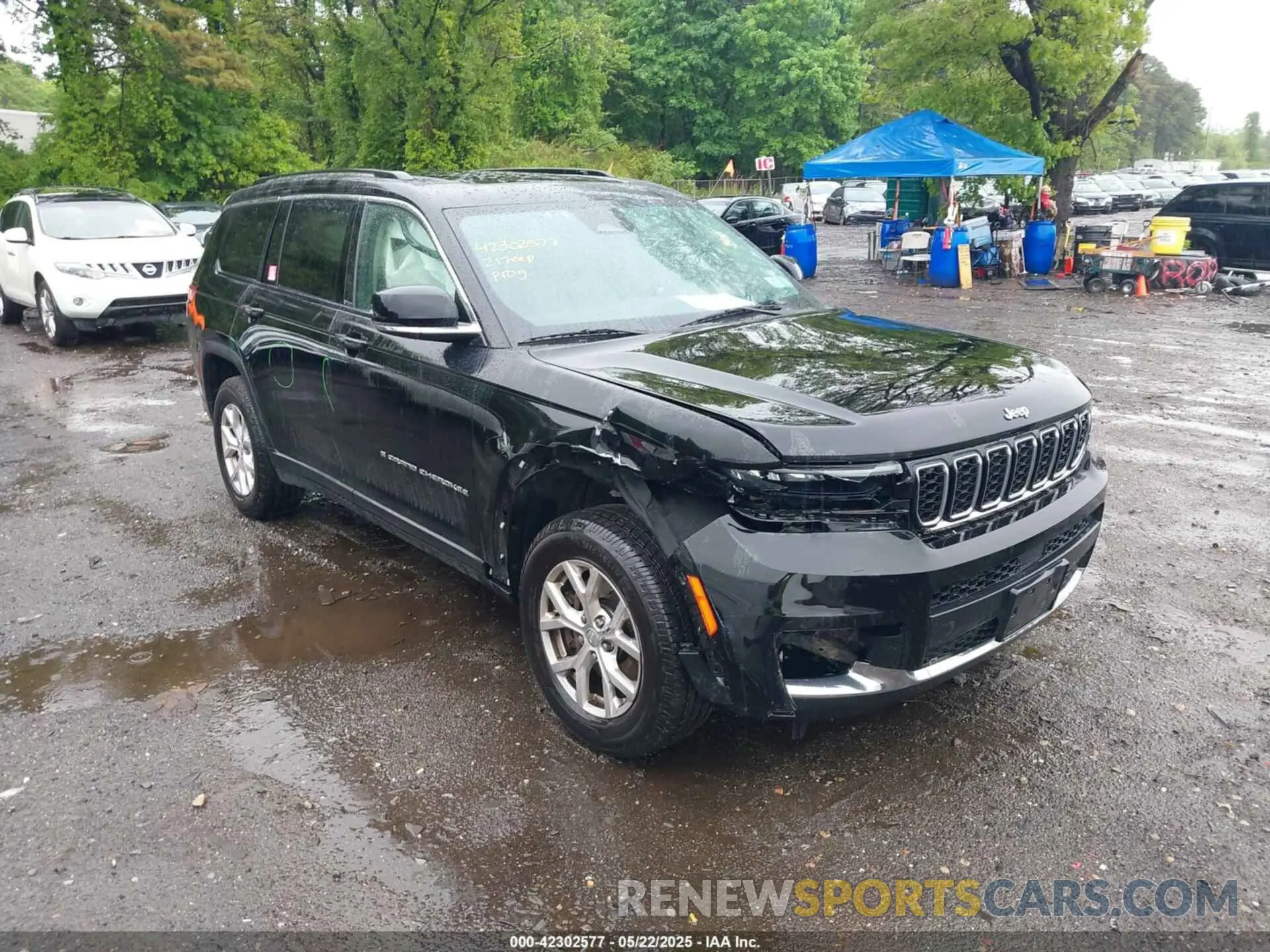 1 Photograph of a damaged car 1C4RJKBG1M8137417 JEEP GRAND CHEROKEE L 2021