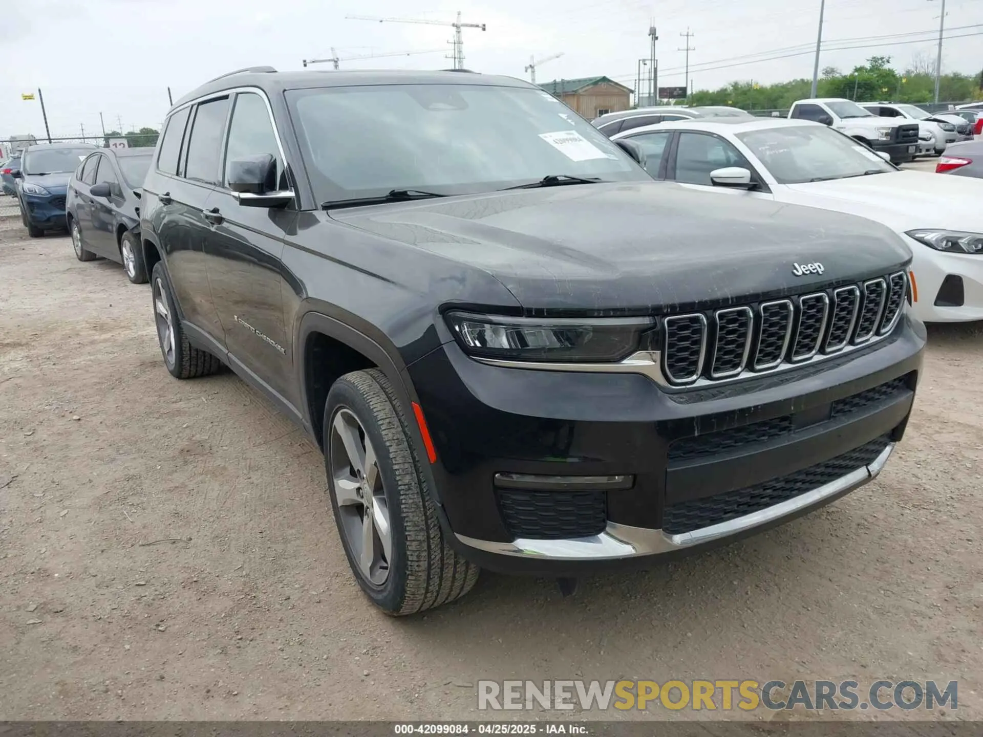 1 Photograph of a damaged car 1C4RJKBG2M8108265 JEEP GRAND CHEROKEE L 2021