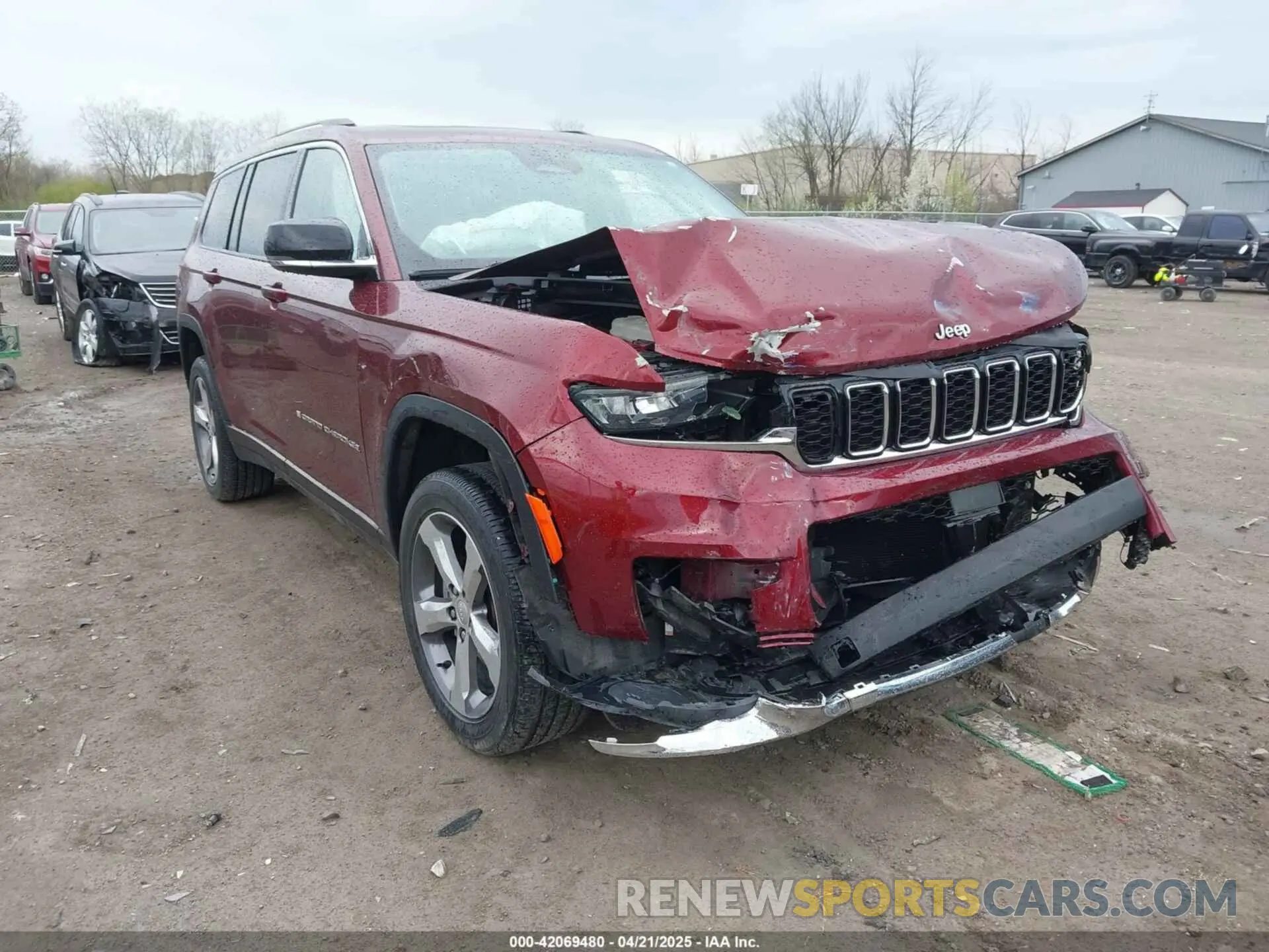 1 Photograph of a damaged car 1C4RJKBG2M8140066 JEEP GRAND CHEROKEE L 2021