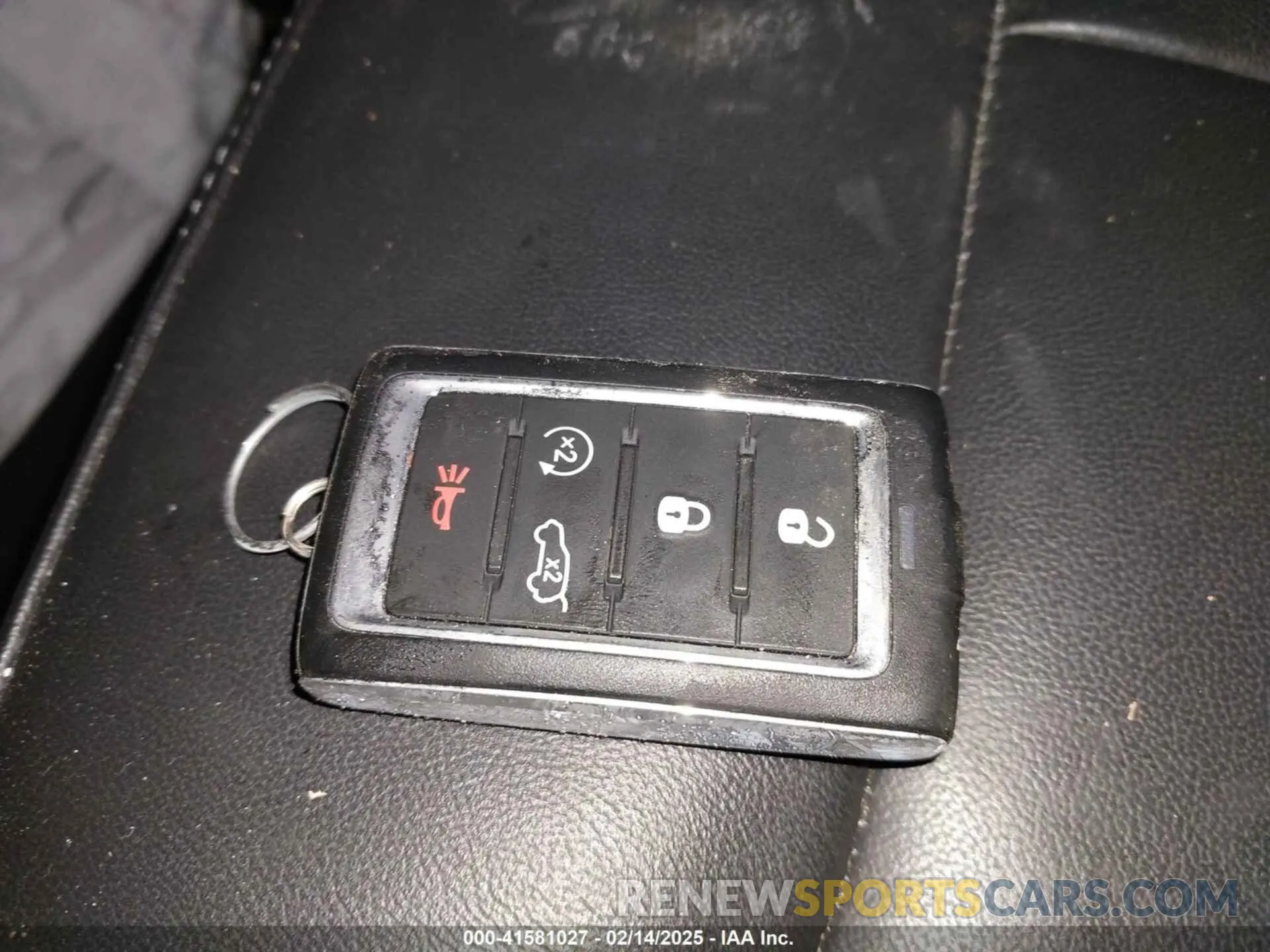 11 Photograph of a damaged car 1C4RJKBG3M8171598 JEEP GRAND CHEROKEE L 2021