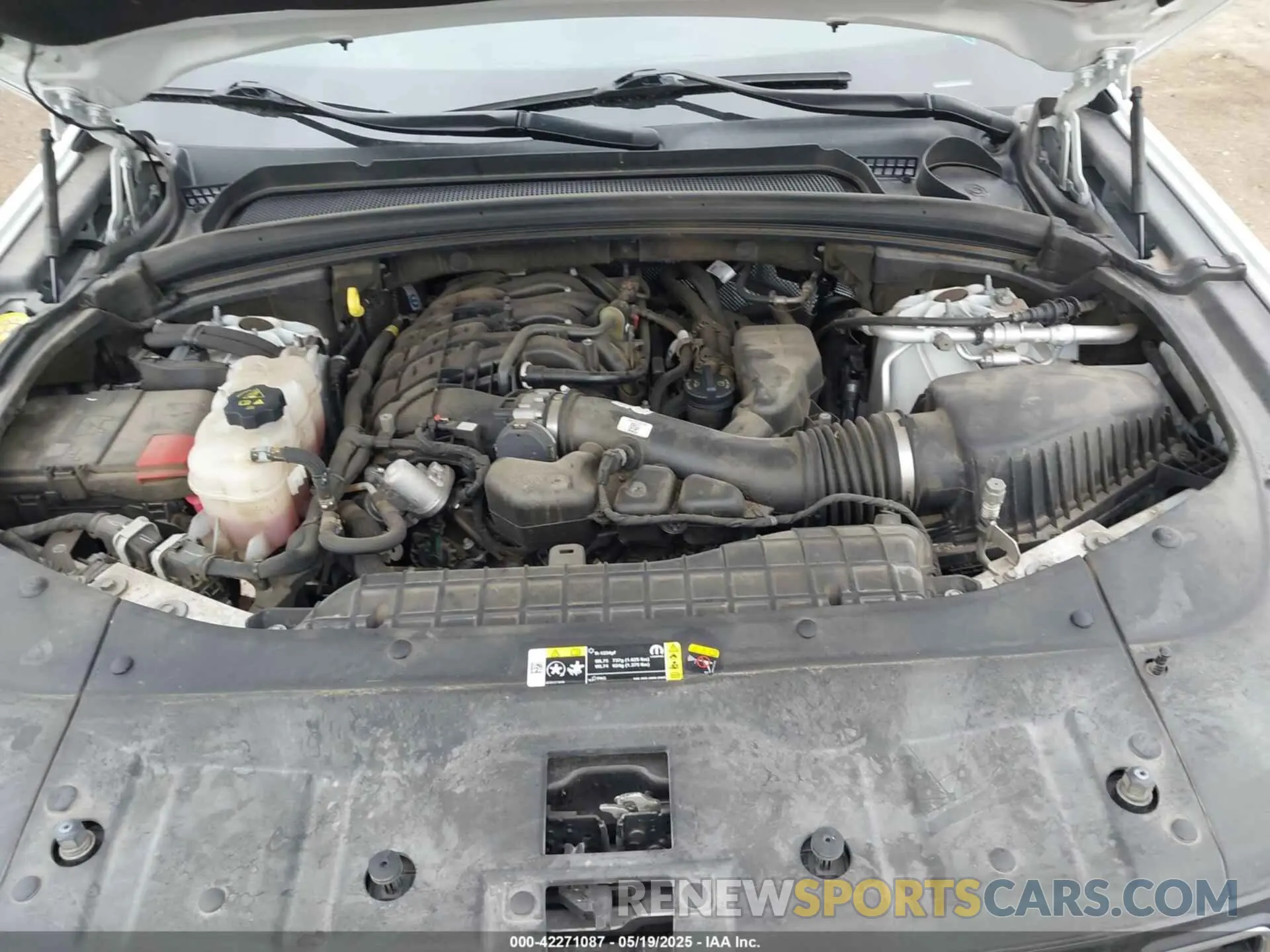 10 Photograph of a damaged car 1C4RJKBG5M8186488 JEEP GRAND CHEROKEE L 2021